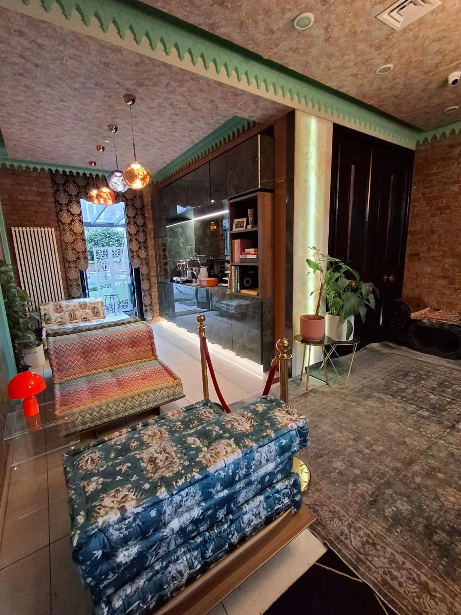 Living room, Bed in The Melville Hotel by Rokxy- Kings Cross