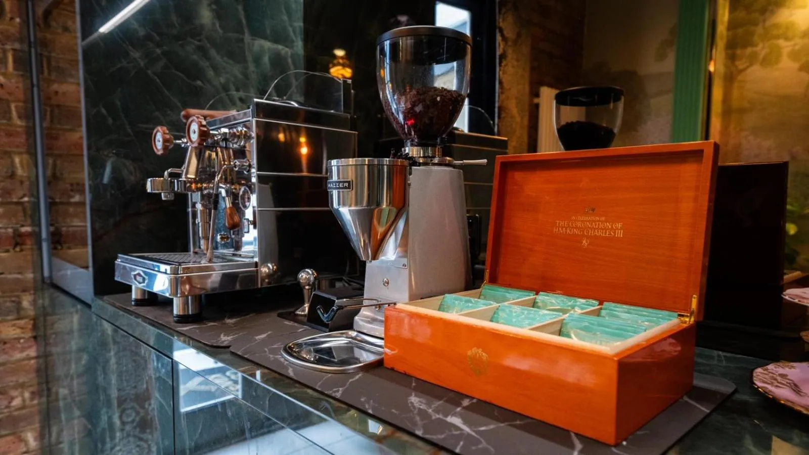 Coffee/tea facilities in The Melville Hotel by Rokxy- Kings Cross