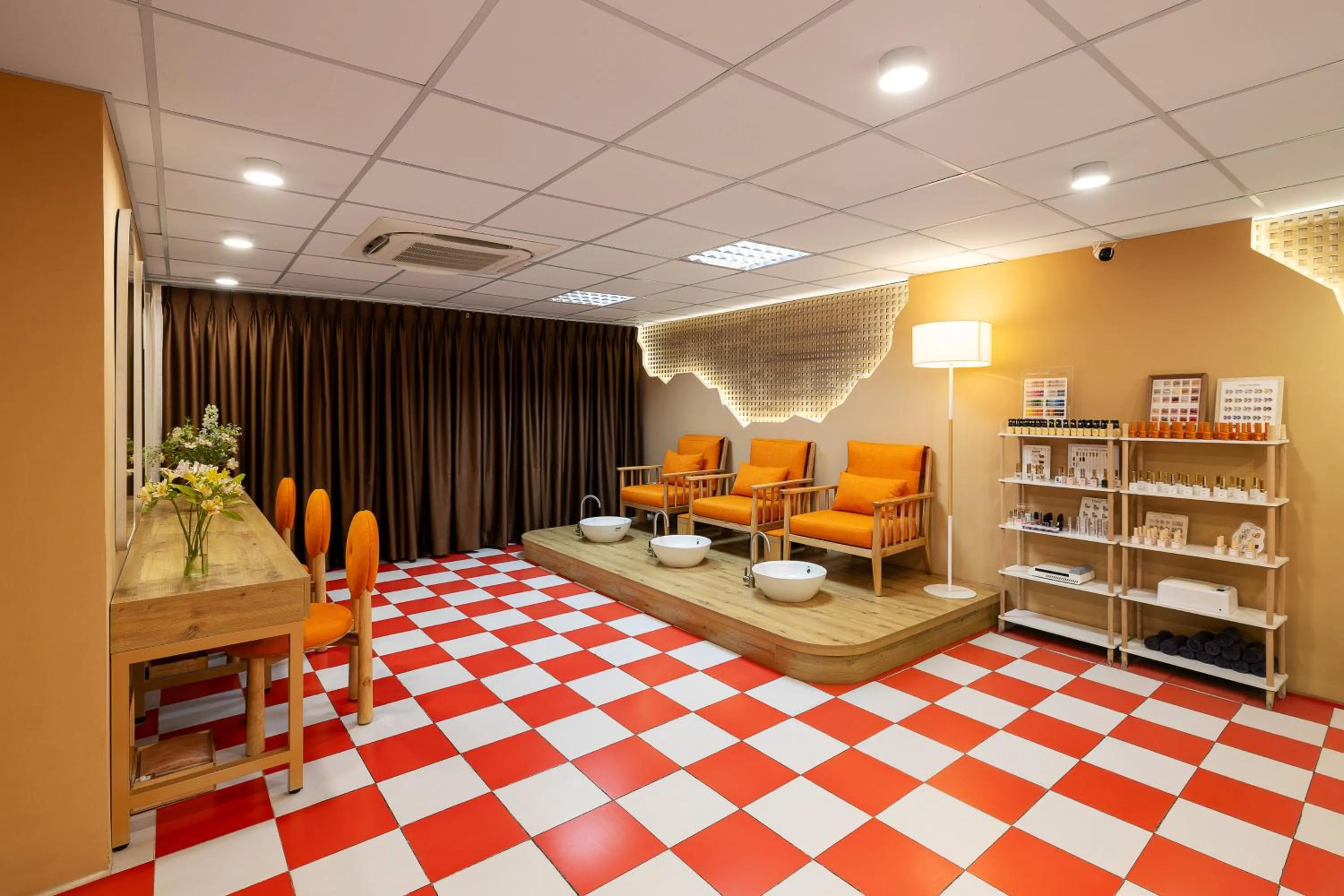 Spa and wellness centre/facilities in T-Ritz Saigon Hotel & Apartment