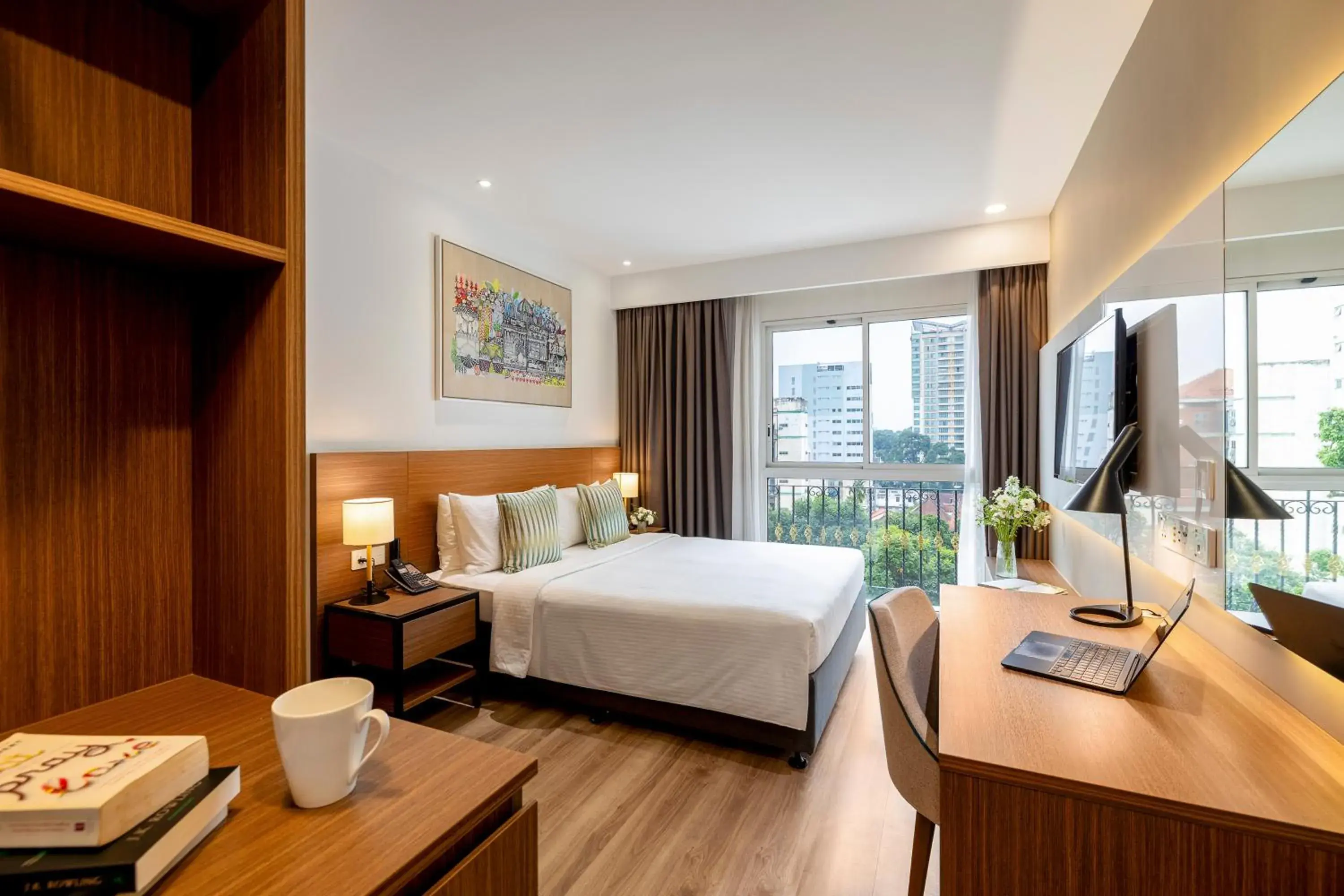 Deluxe Queen Room City View in T-Ritz Saigon Hotel & Apartment Deluxe Queen Room City View in T-Ritz Saigon Hotel & Apartment