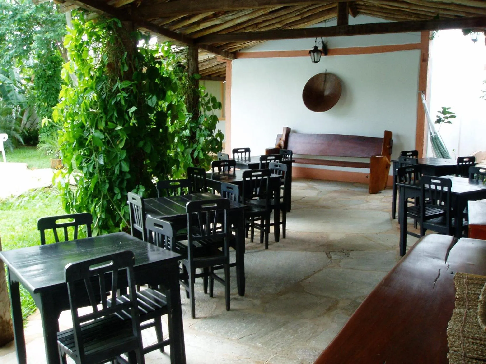 Restaurant/places to eat in Pousada Pouso do Sô Vigario