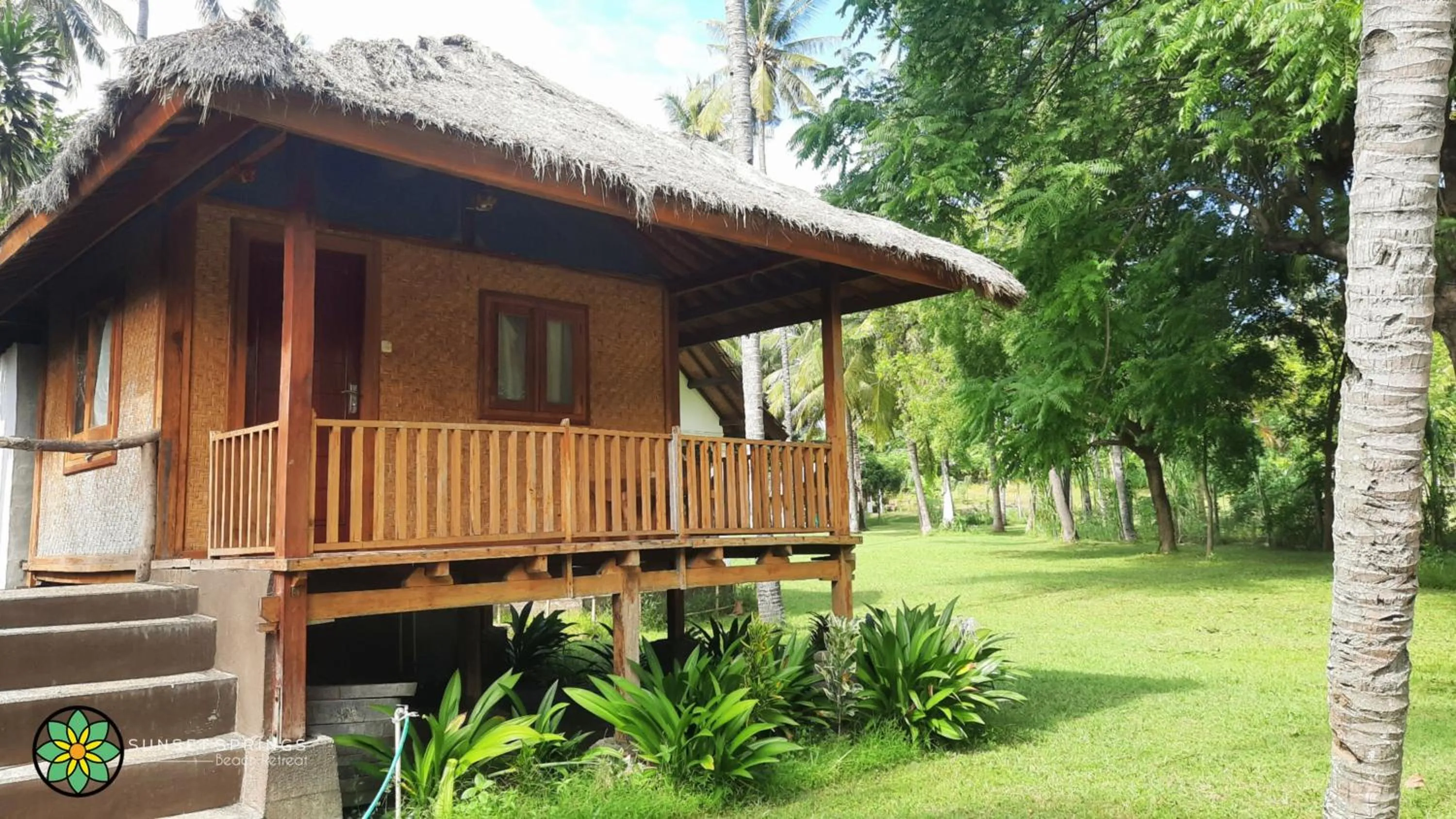 Natural landscape in Sunset Springs Beach Retreat