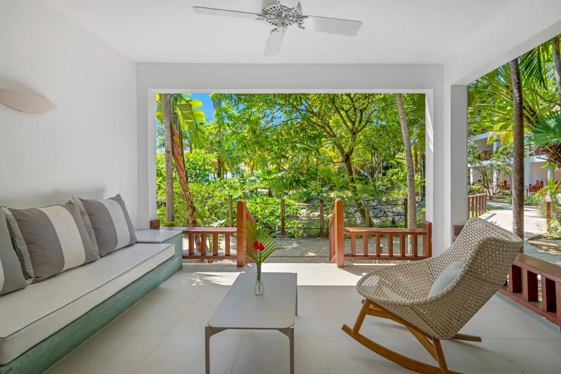Balcony/Terrace in Couples Swept Away