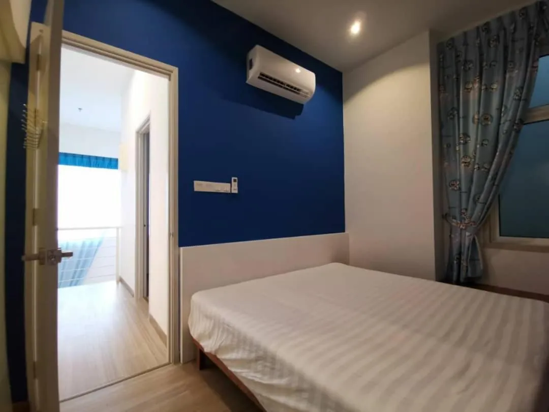 Bed in ExcluSuites Malacca @ The Wave Residence
