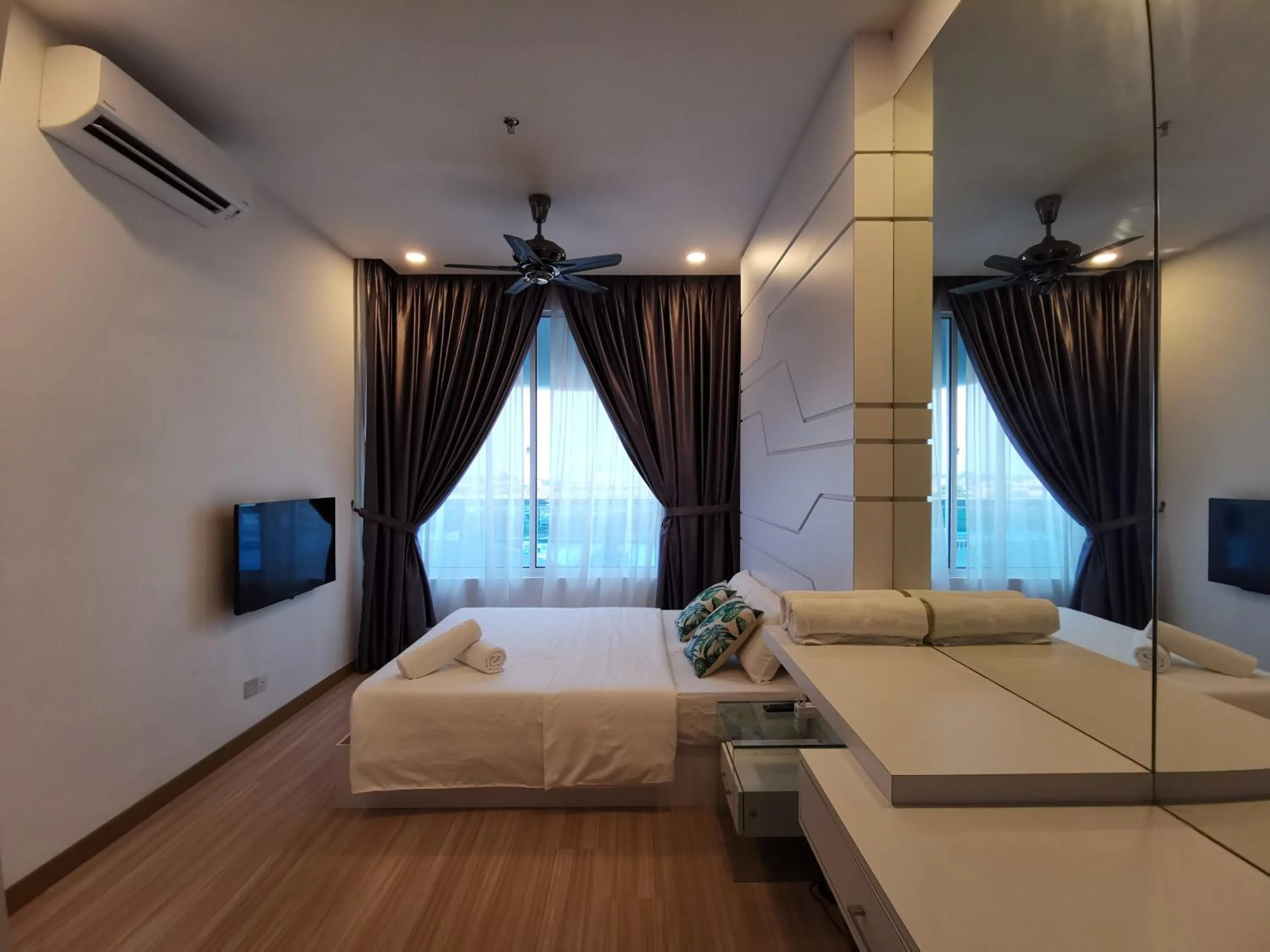 Bed in ExcluSuites Malacca @ The Wave Residence