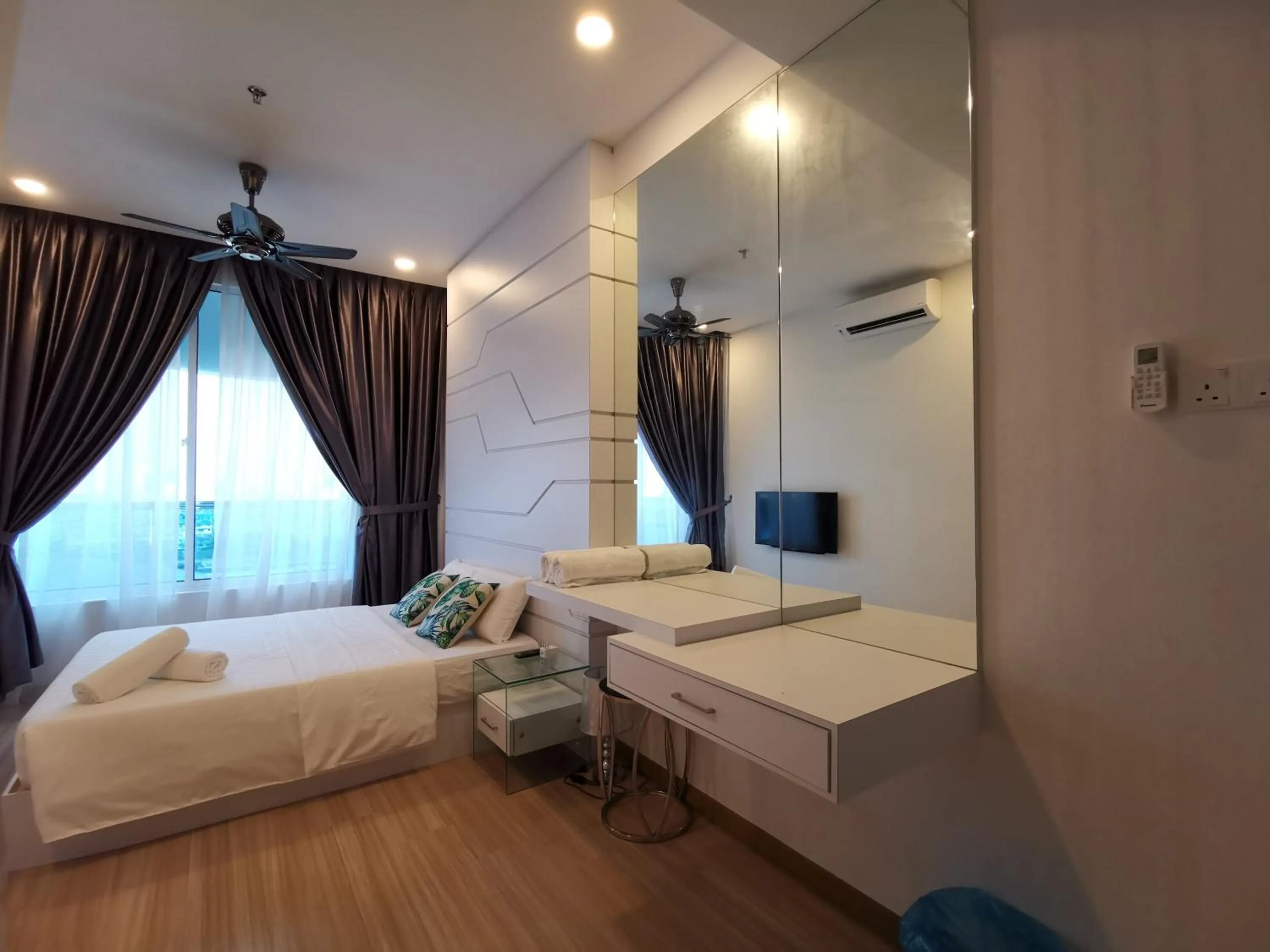 Bed in ExcluSuites Malacca @ The Wave Residence