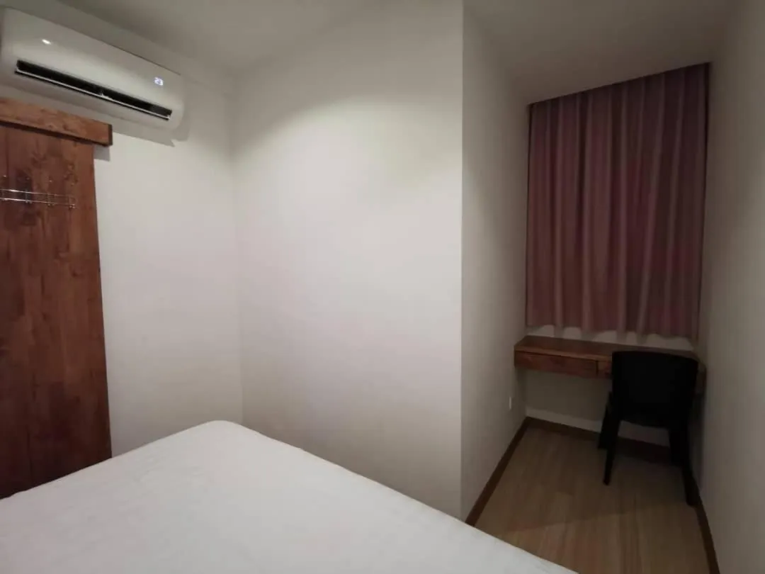 Bed in ExcluSuites Malacca @ The Wave Residence