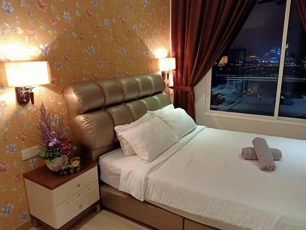 Bed in ExcluSuites Malacca @ The Wave Residence