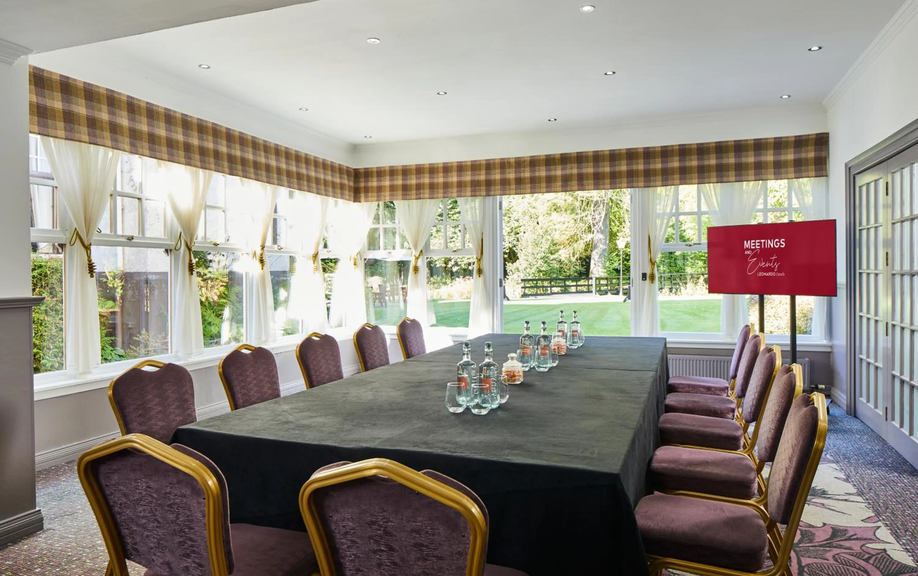 Meeting/conference room in Leonardo Boutique Huntingtower Perth