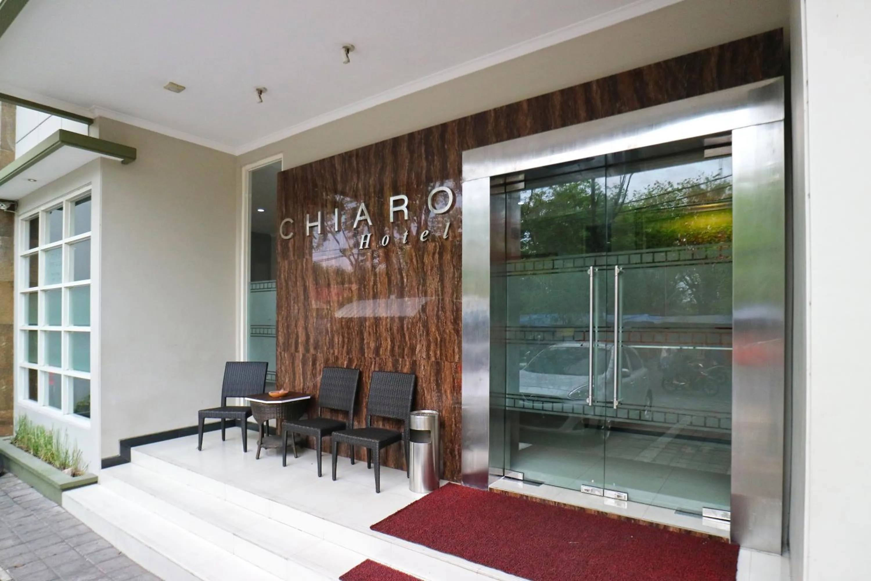 Facade/entrance in Chiaro Hotel Syariah