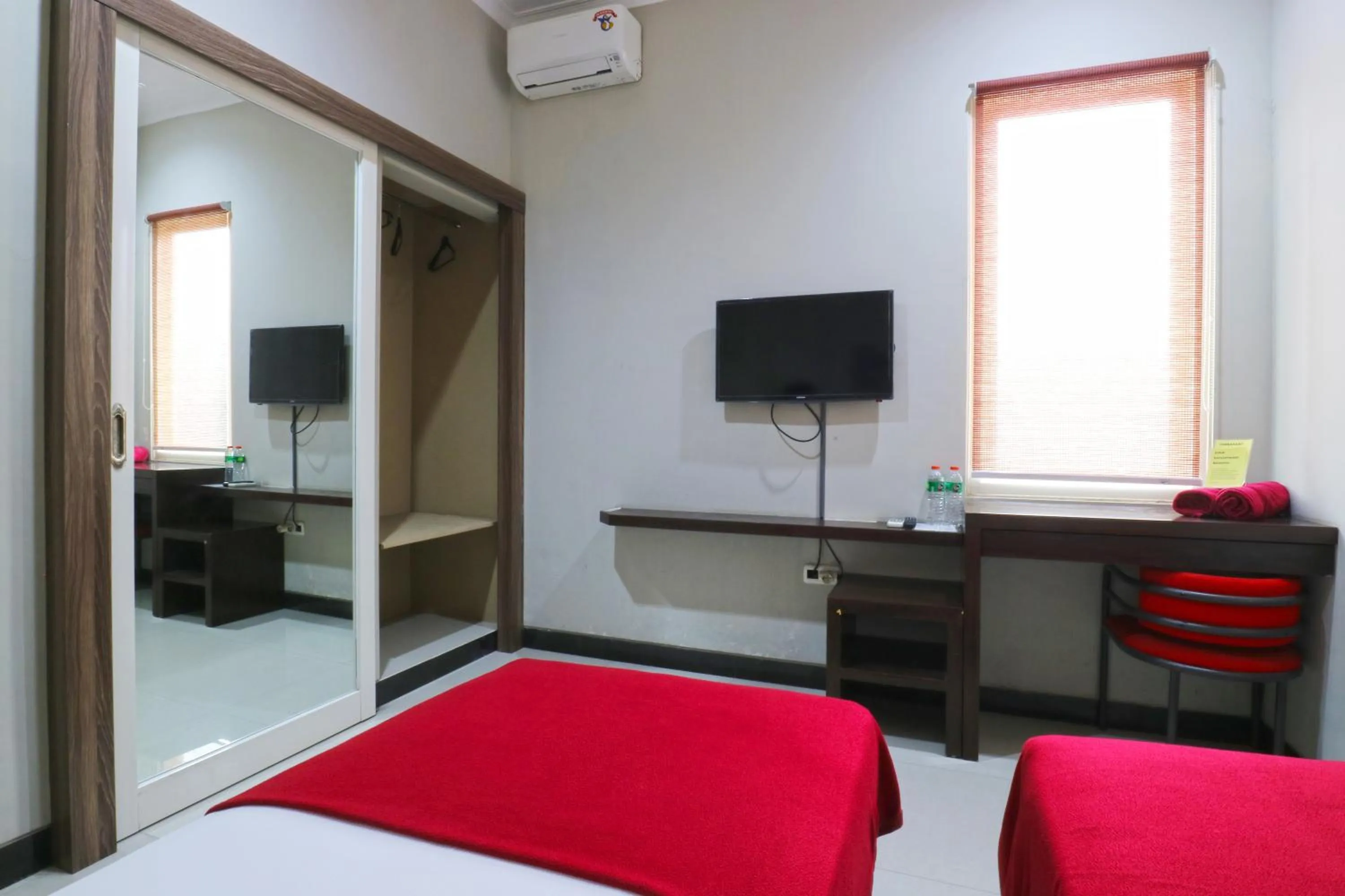 Bedroom, Bed in Chiaro Hotel Syariah