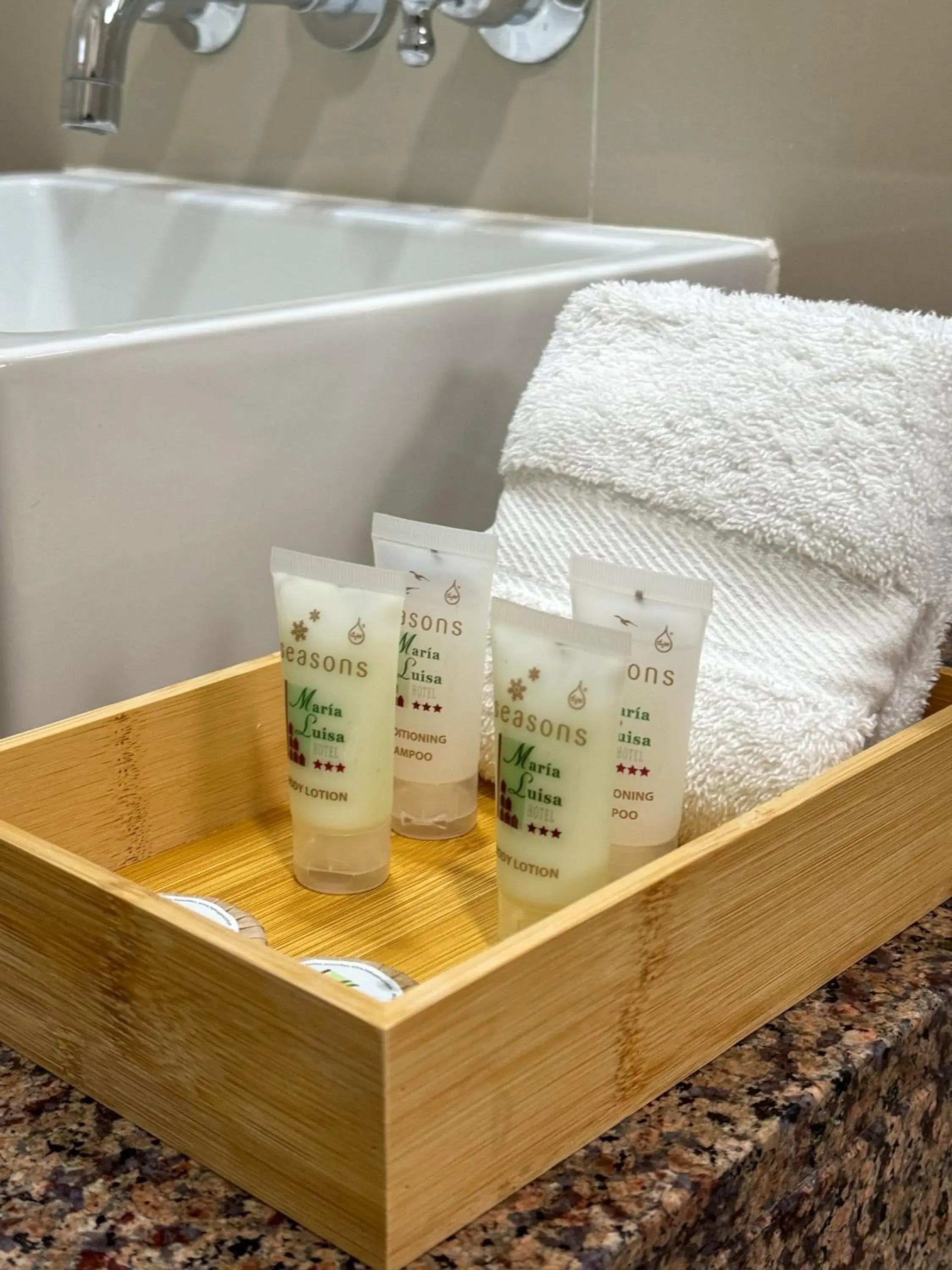 Suite in Hotel María Luisa Suite in Hotel María Luisa