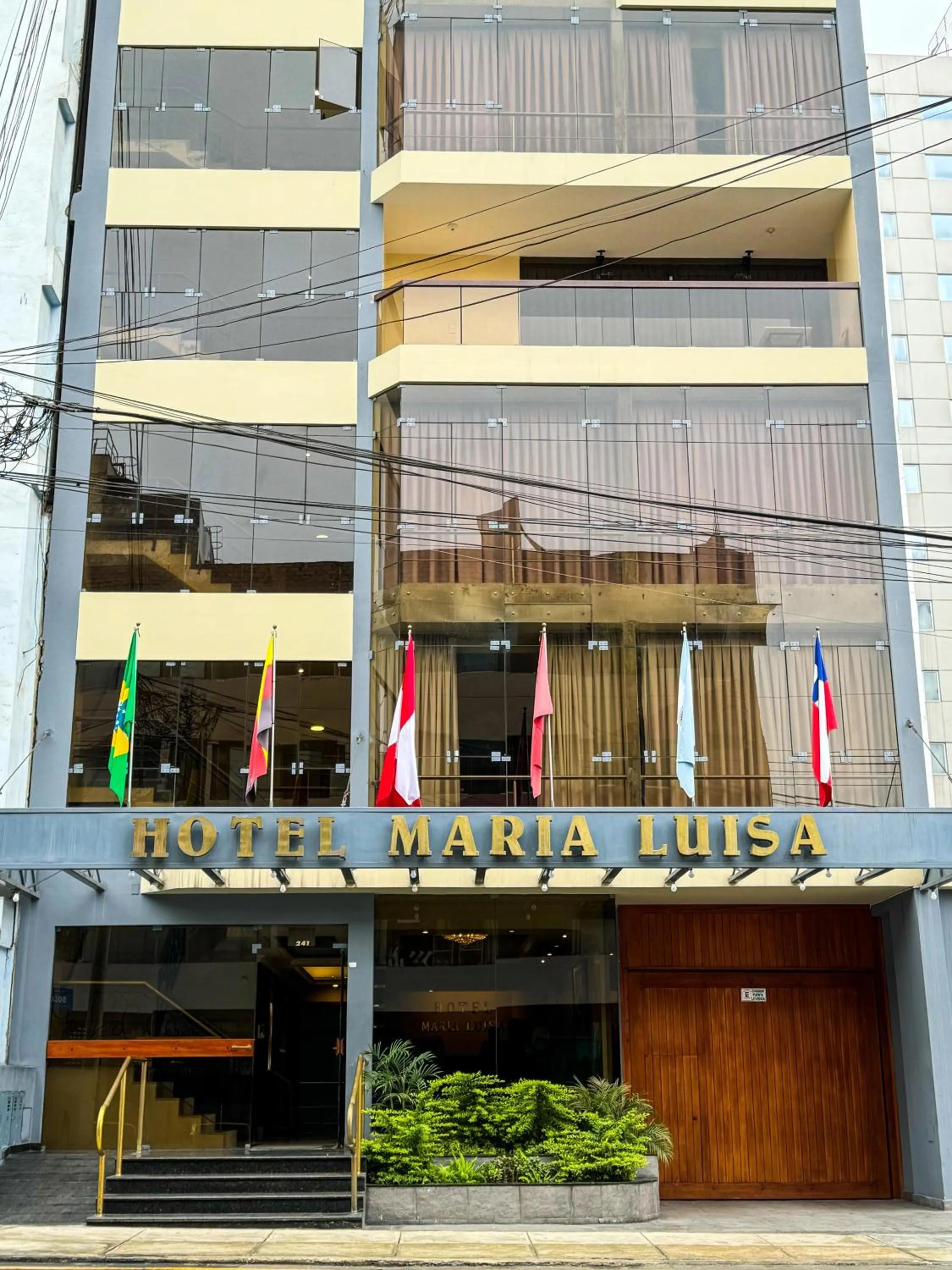 Facade/entrance in Hotel María Luisa