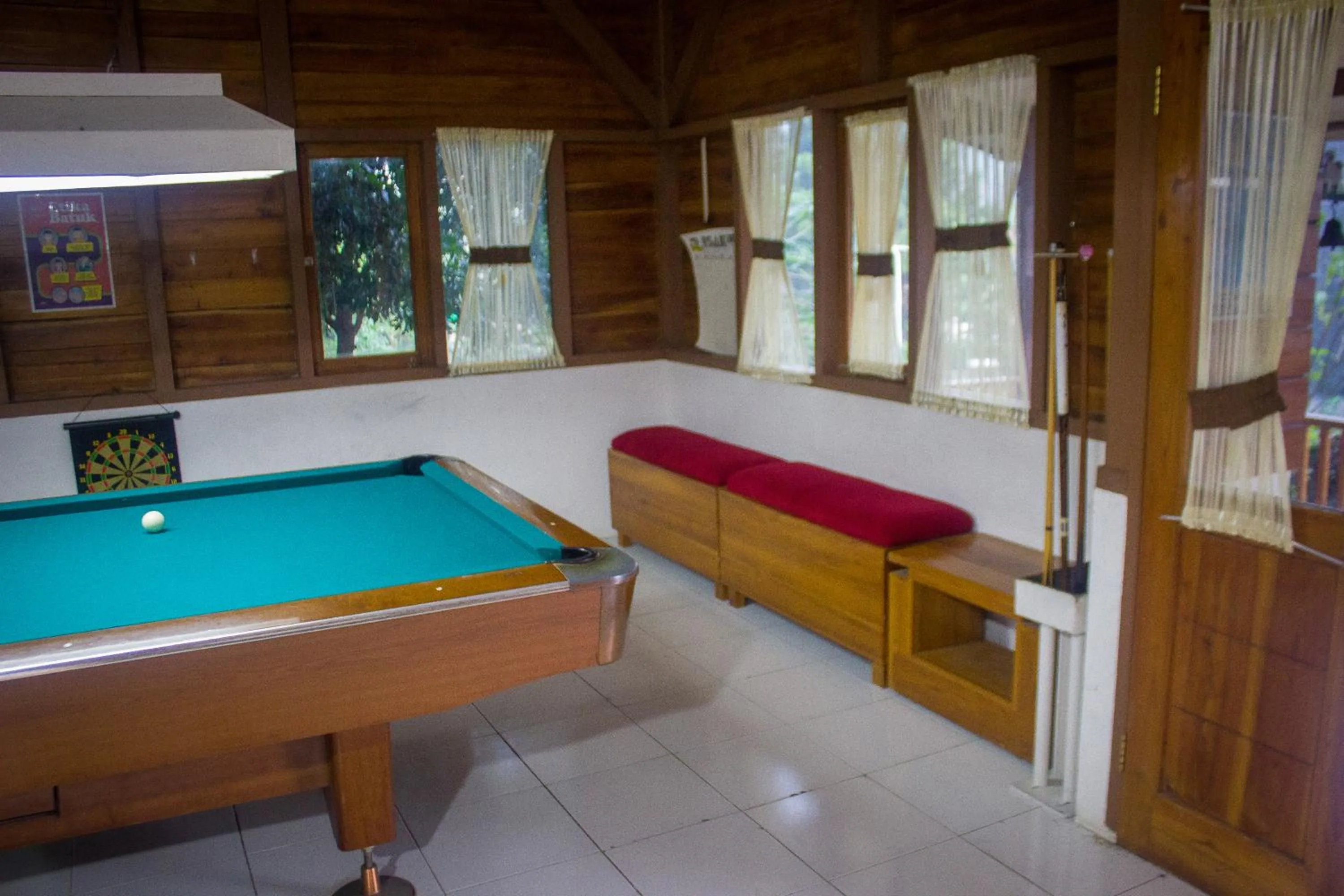Billiard in Villa Bayu Lembang