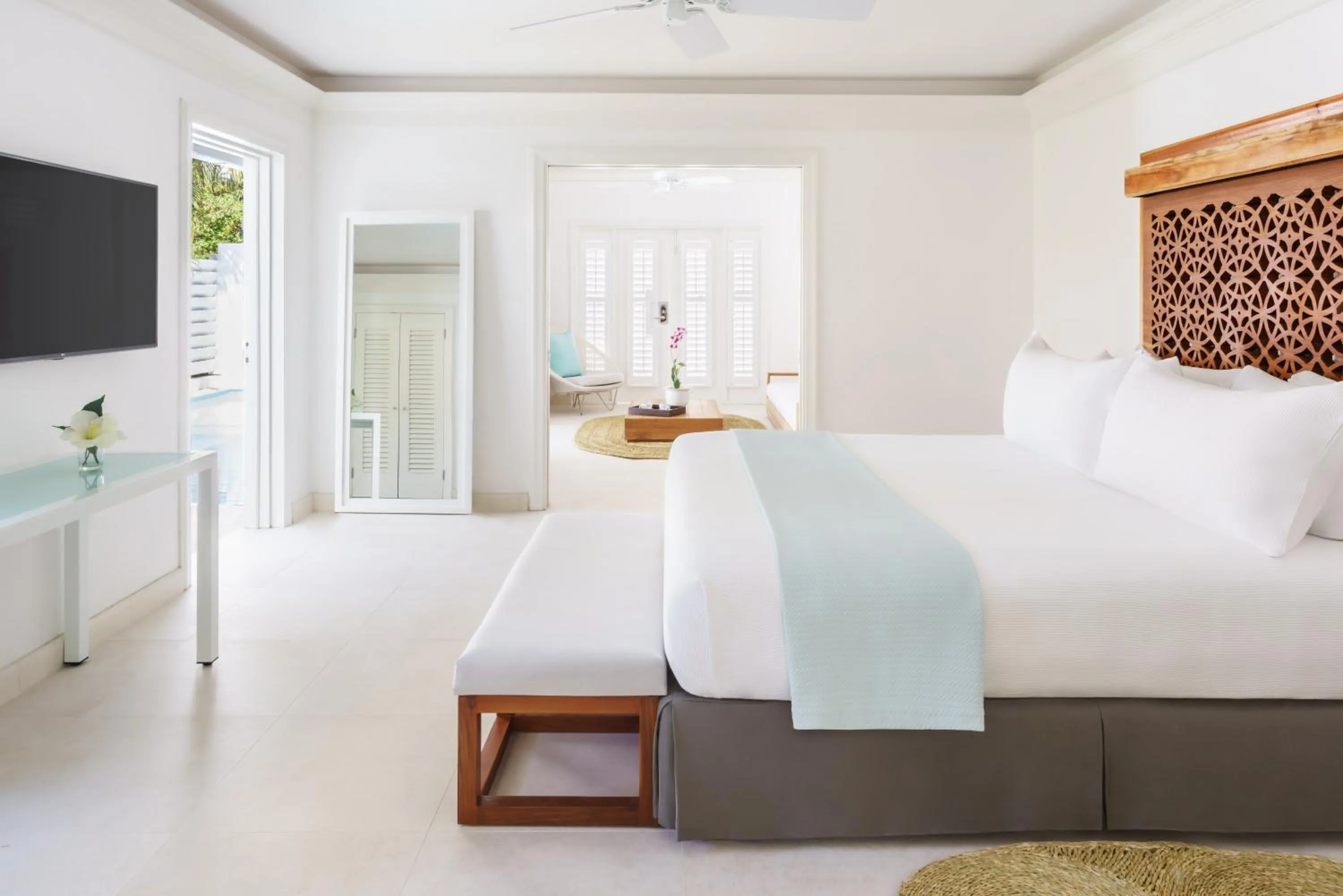 Bed in Couples Tower Isle