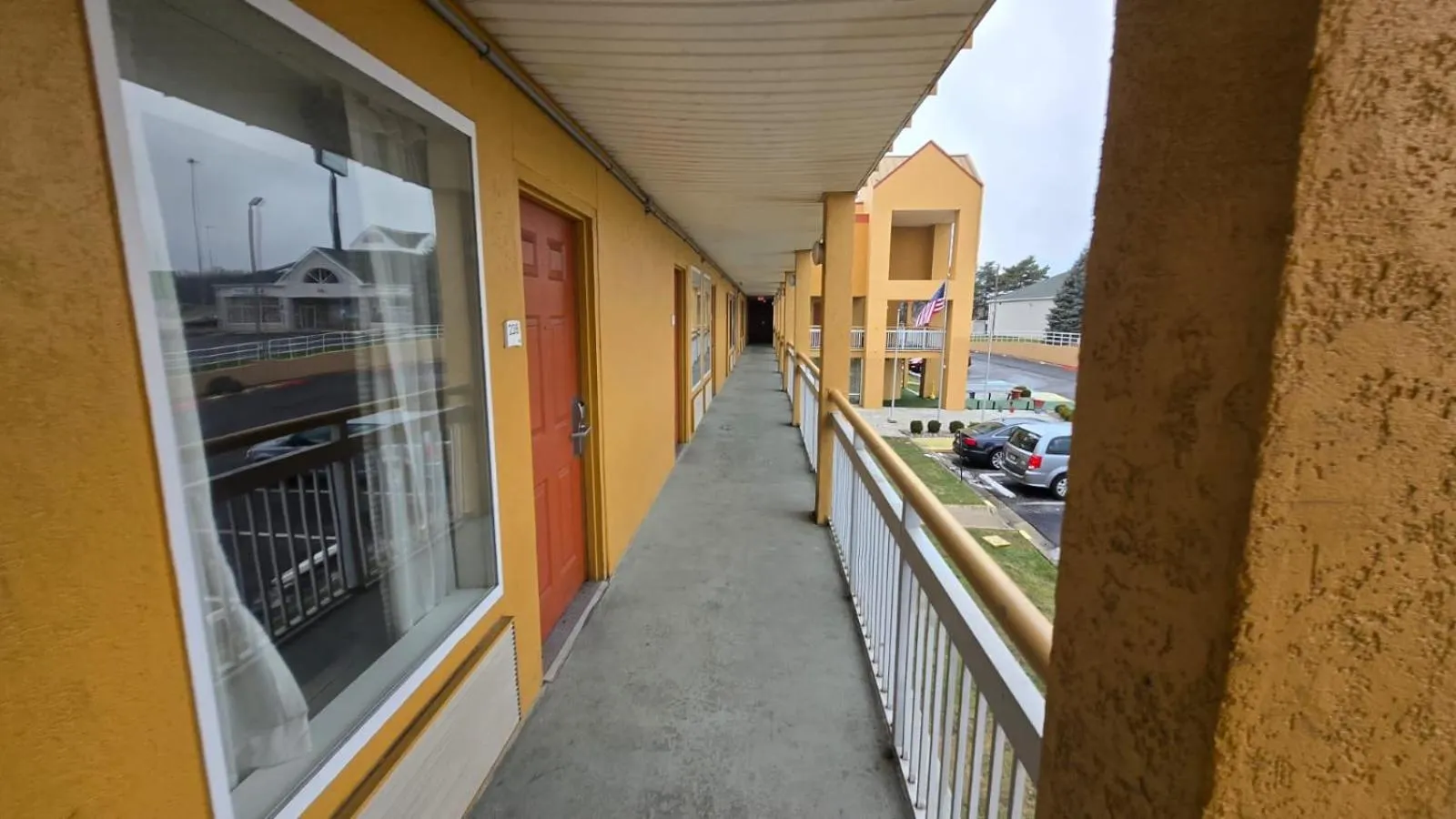 Balcony/Terrace in Copley Inn & Suites By OYO Akron OH