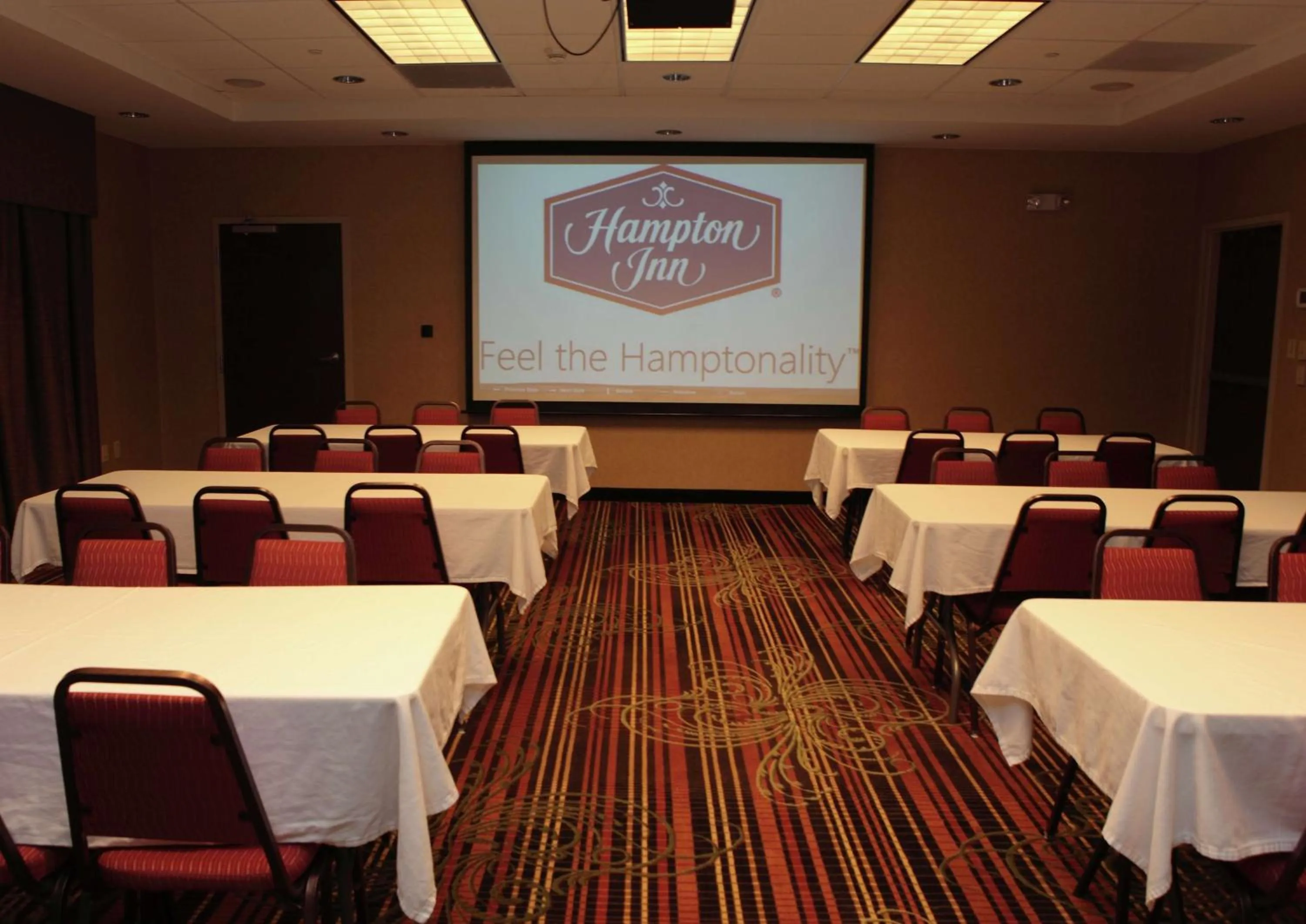 Meeting/conference room in Hampton Inn Milan