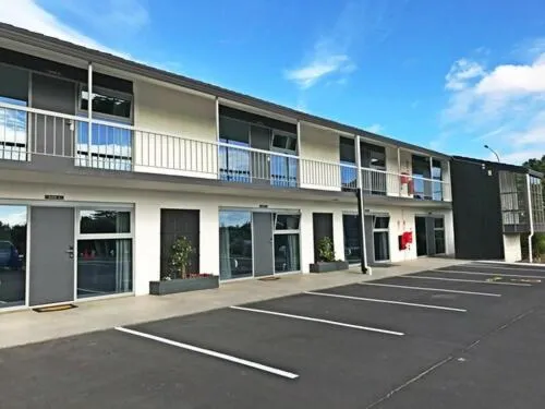 Ellerslie Palms Motel