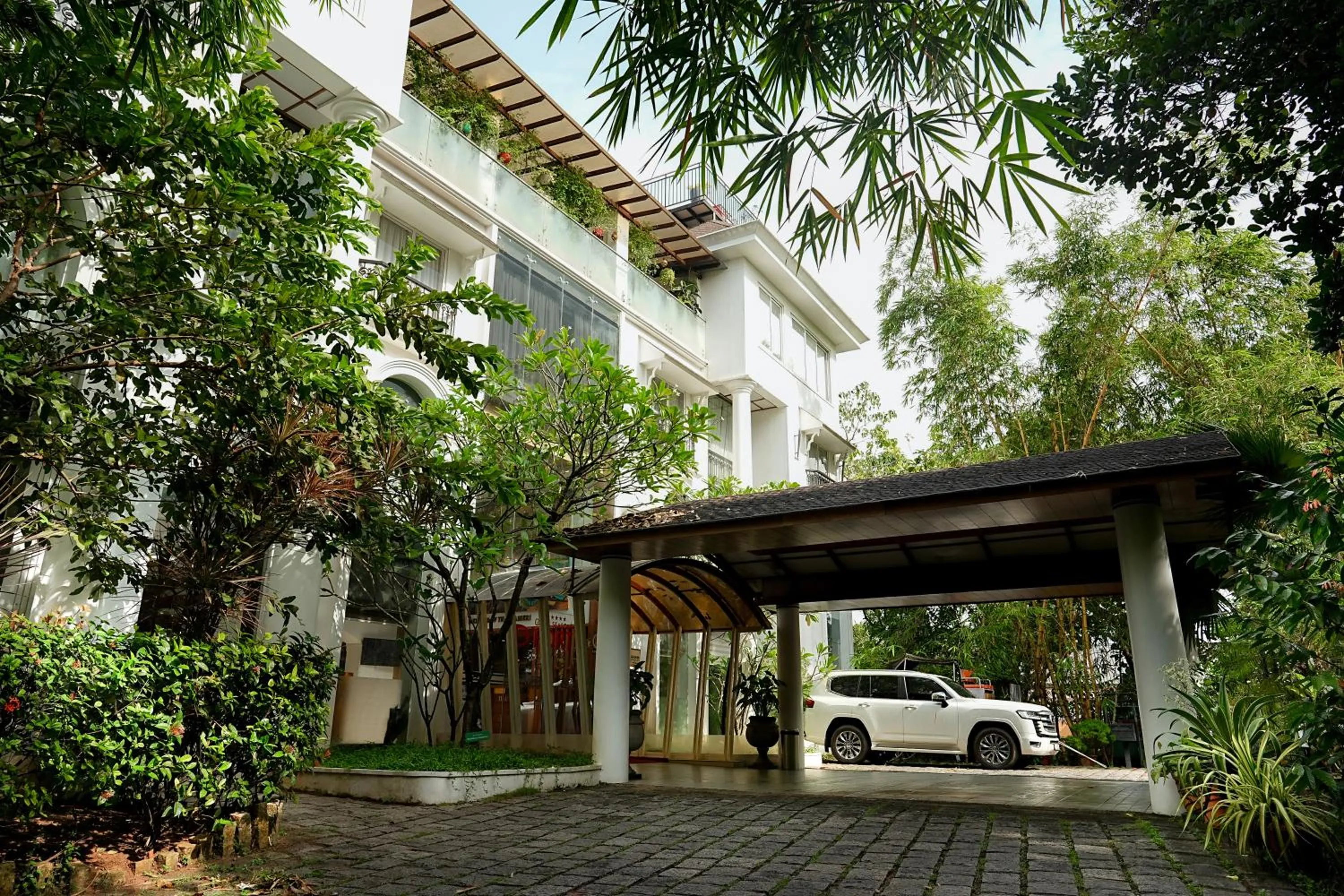 D Fort Hotel Kollam