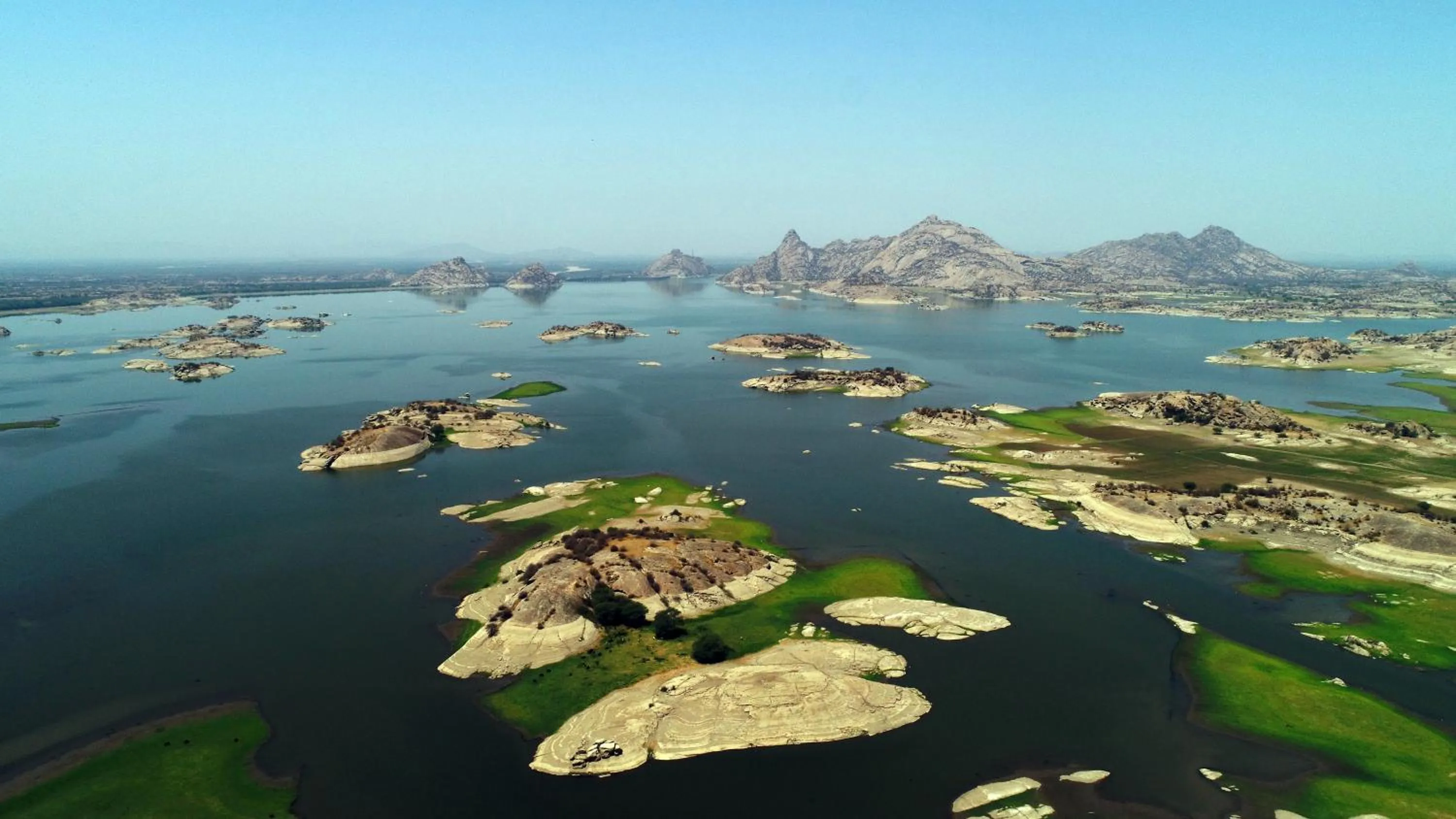 Area and facilities in Amritara Jawai Resort