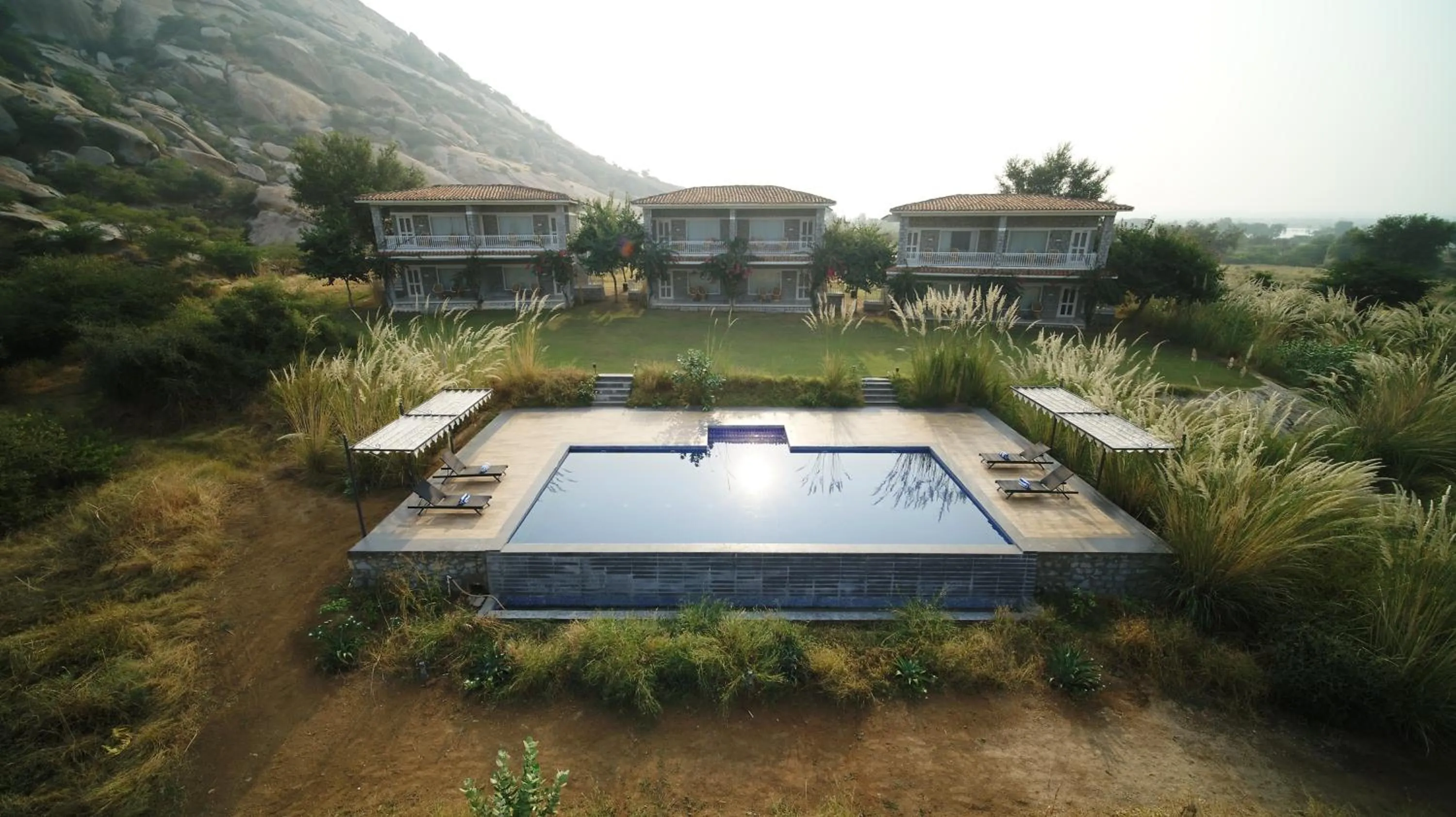 Garden in Amritara Jawai Resort