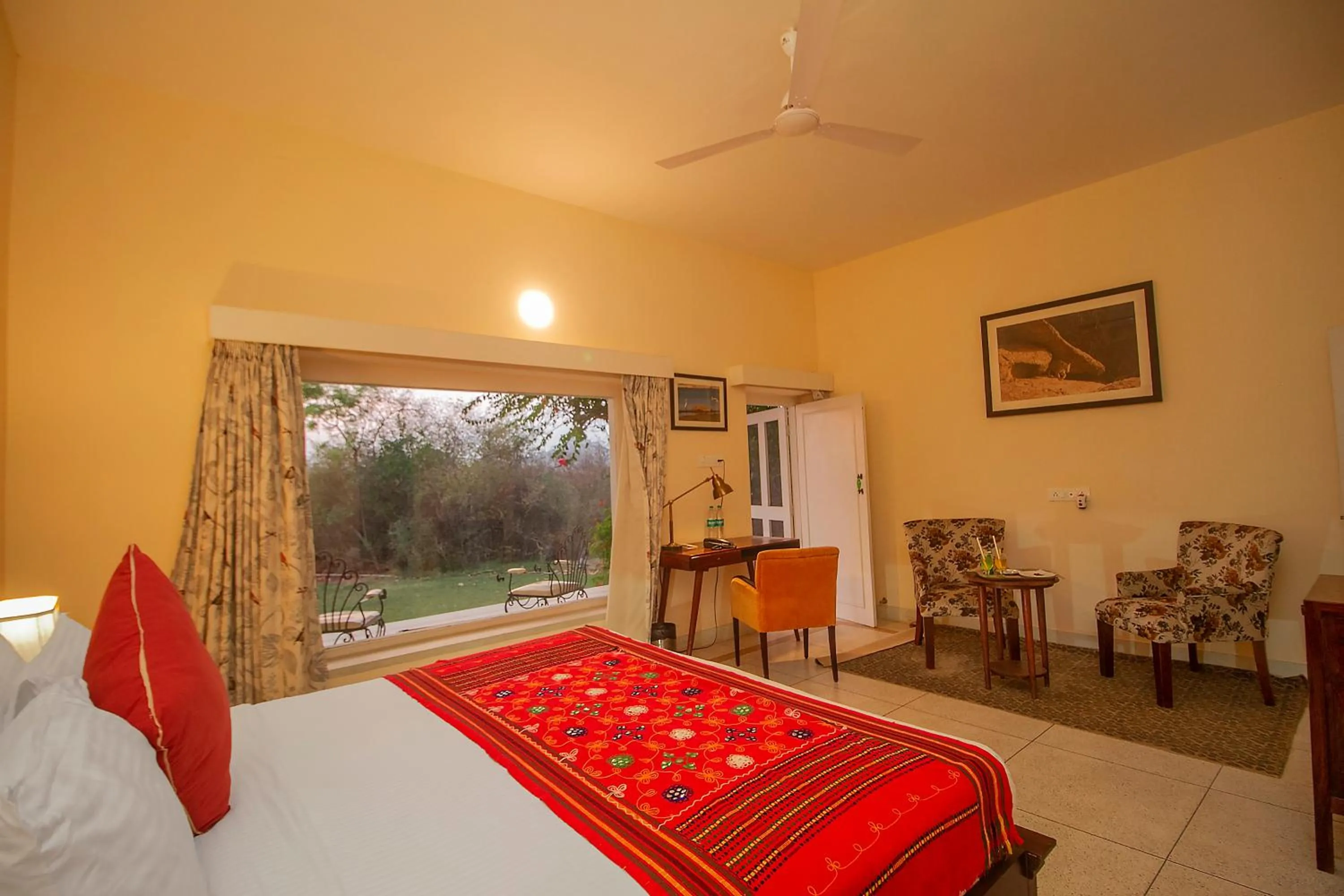 Garden view, Bed in Amritara Jawai Resort