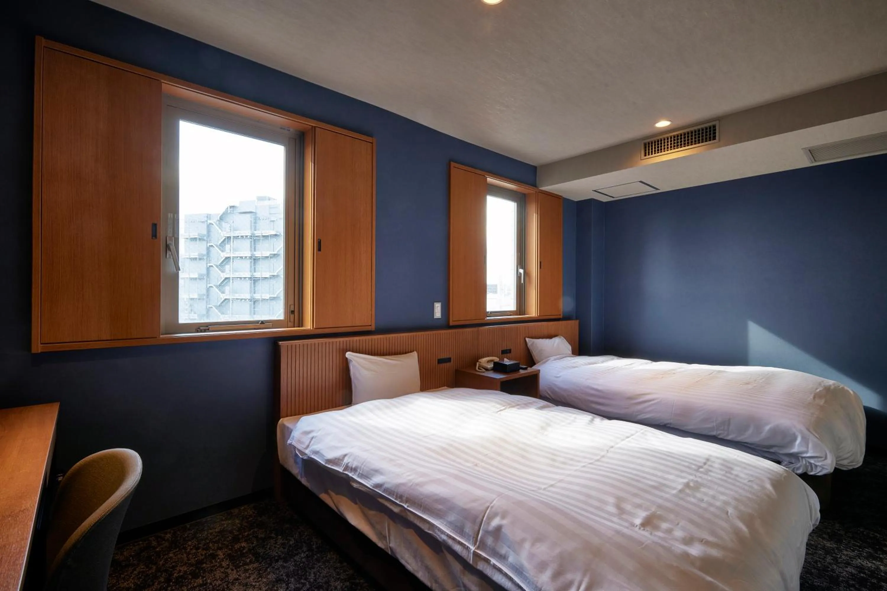 Bed in 3s HOTEL ATSUGI