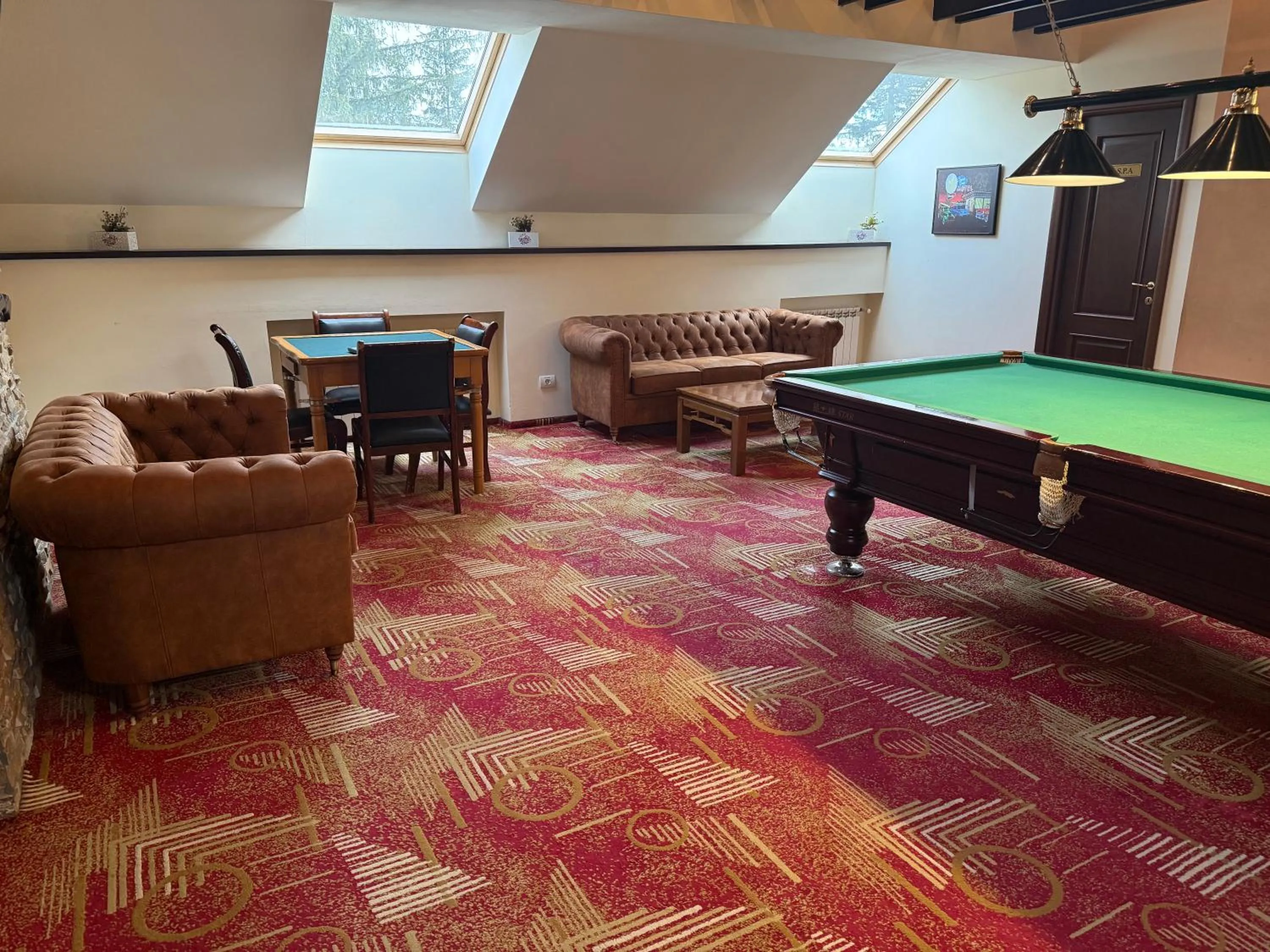 Billiard in Casa Iris-Hotel & Restaurant