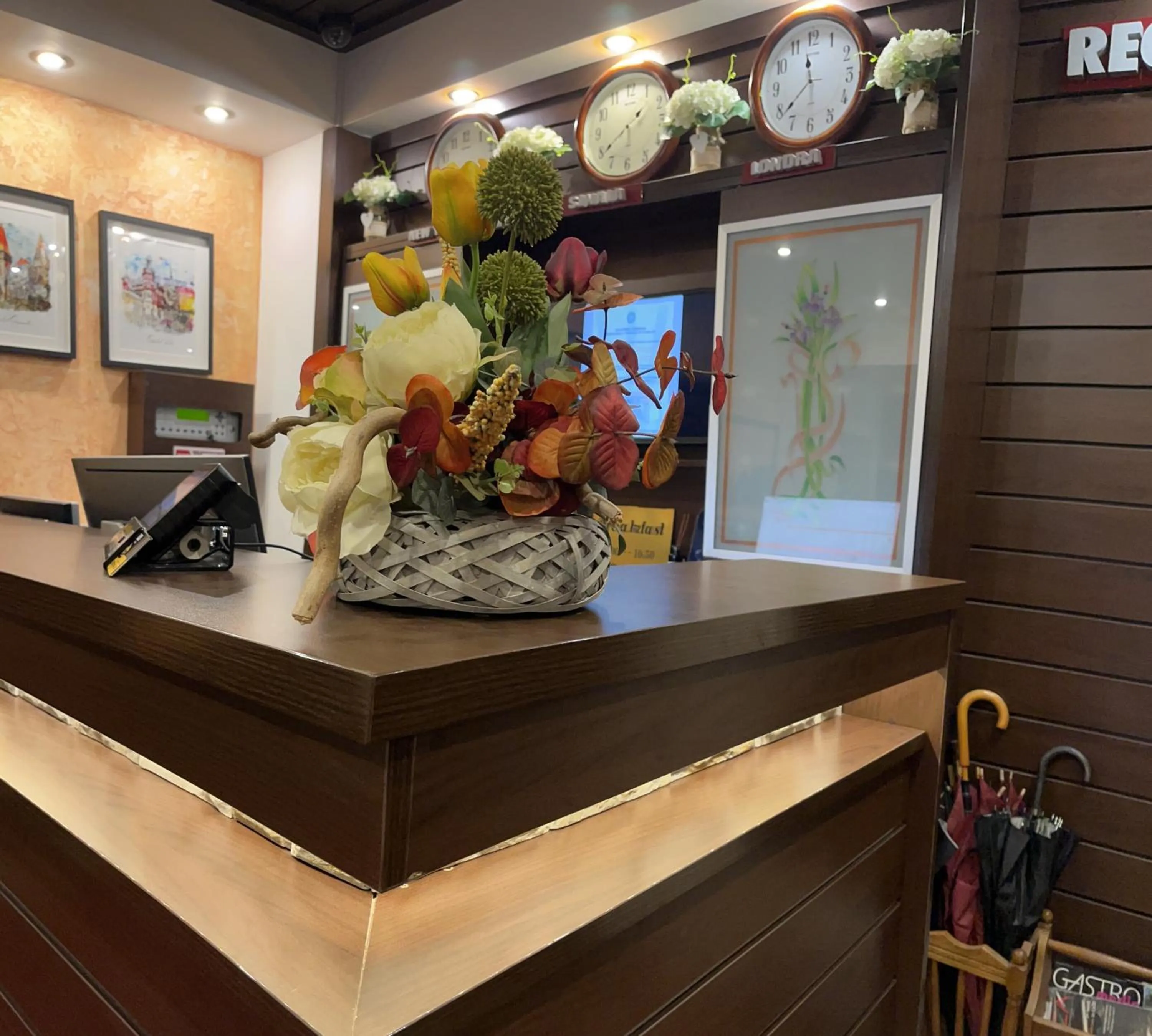 Lobby or reception in Casa Iris-Hotel & Restaurant