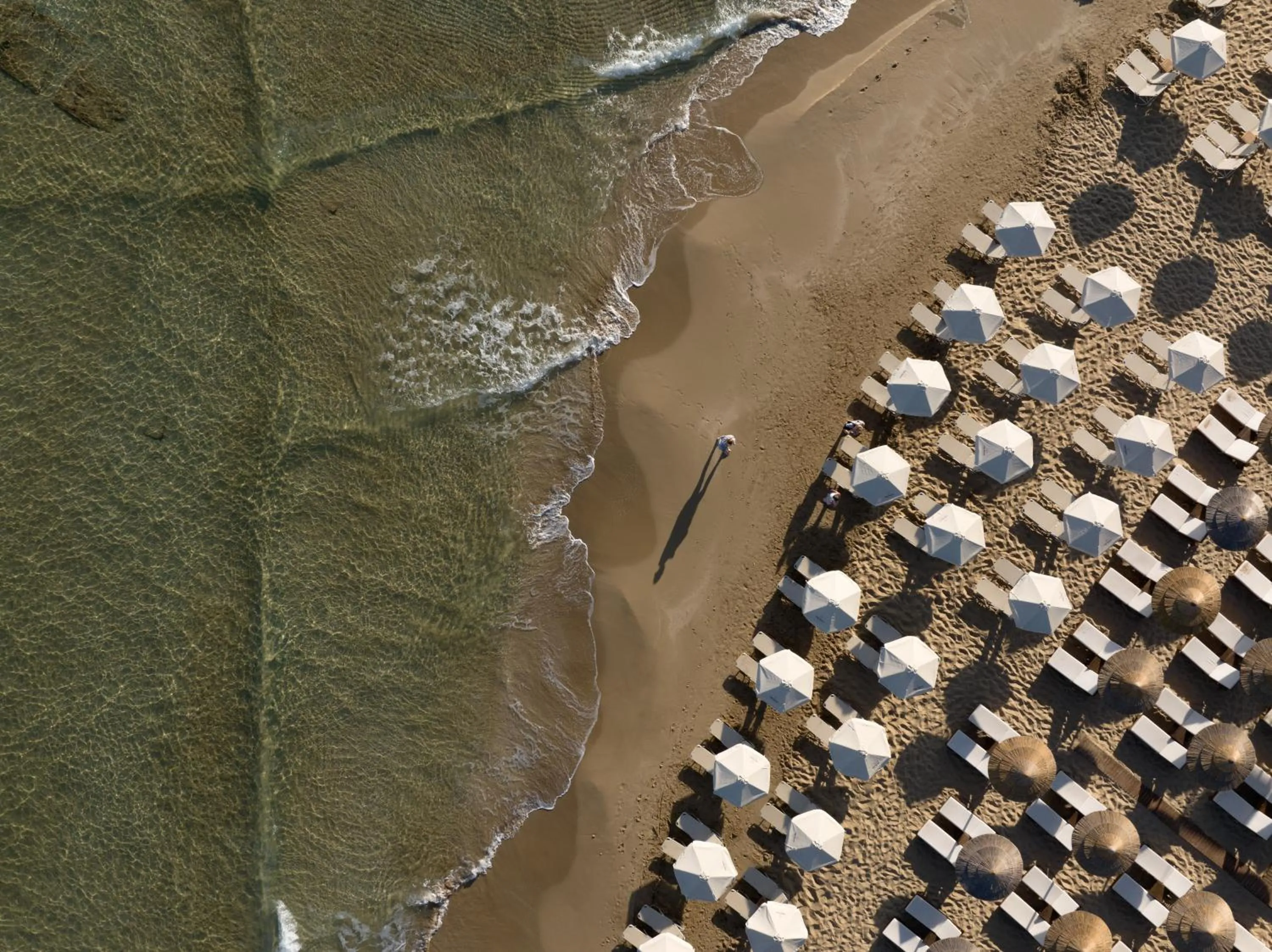 Beach in High Beach White - Adults Only