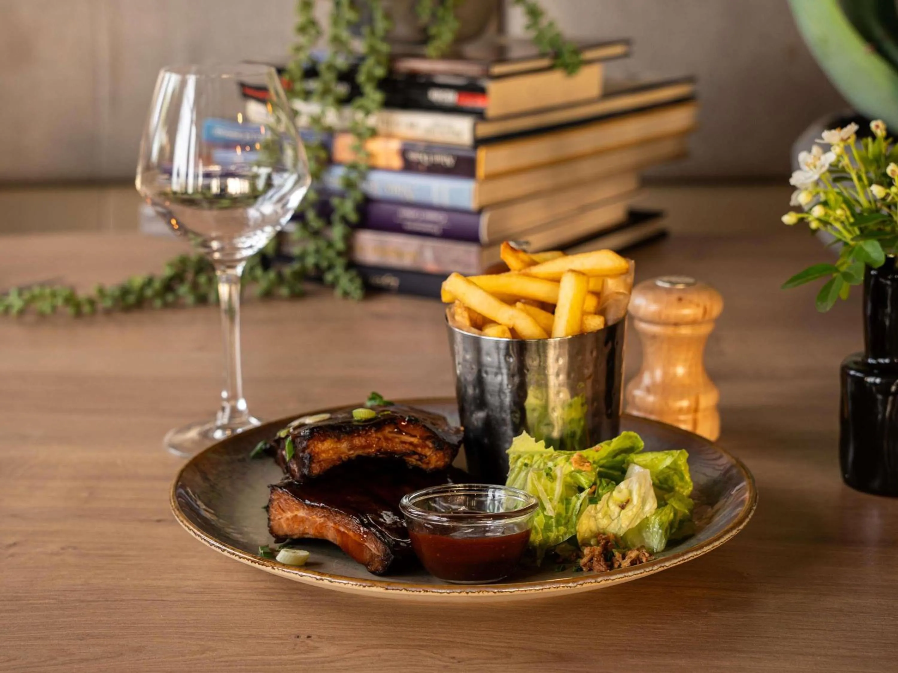 Restaurant/places to eat in ibis Poitiers Sud