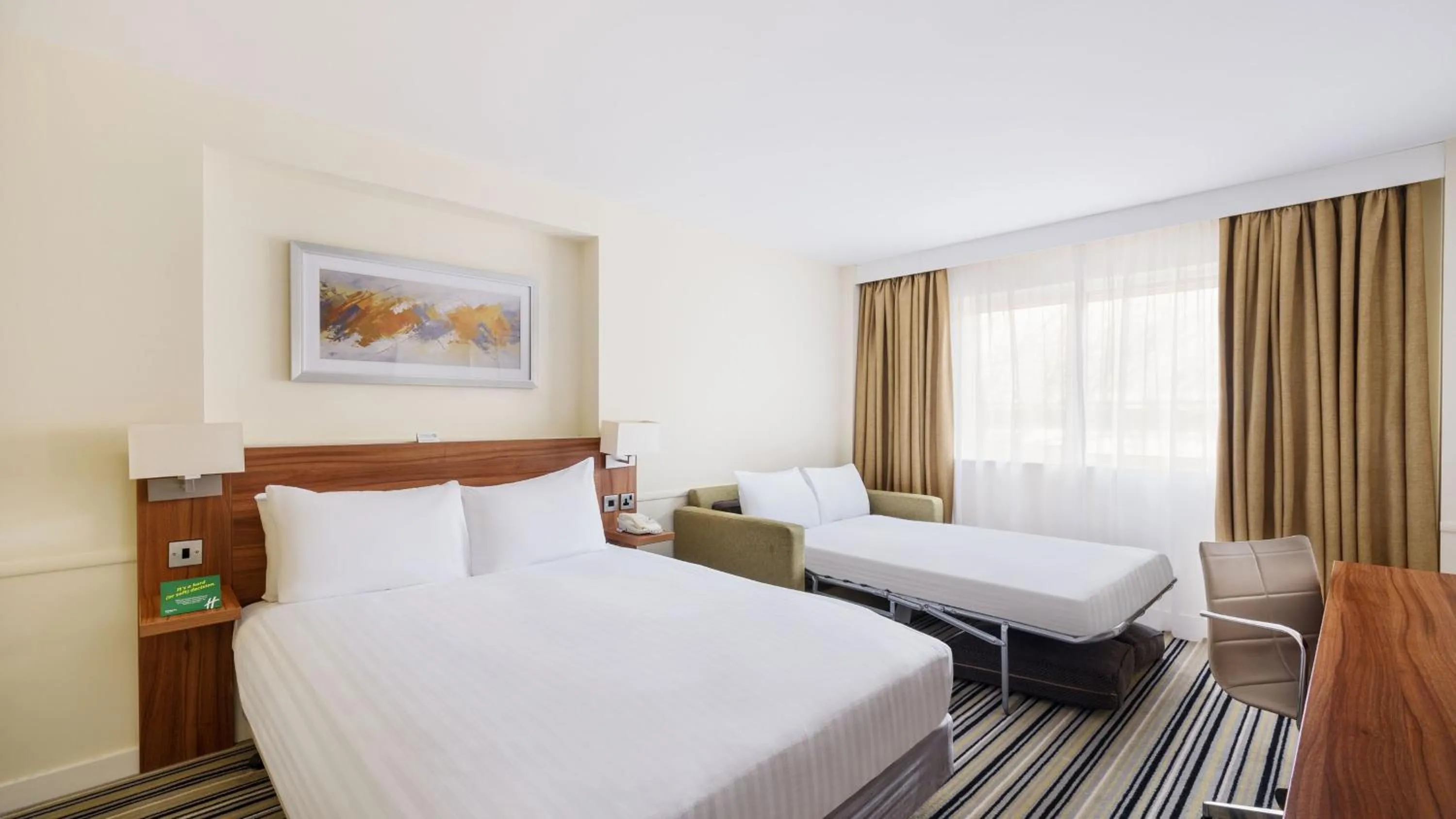 Photo of the whole room, Bed in Holiday Inn Swindon by IHG