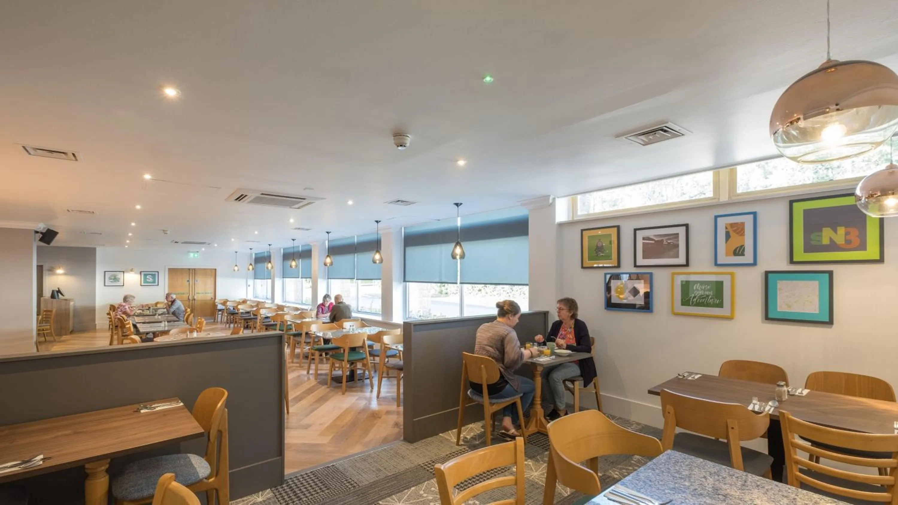 Restaurant/places to eat in Holiday Inn Swindon by IHG