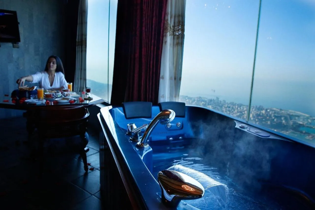 Hot Tub in Bay Lodge Boutique Hotel