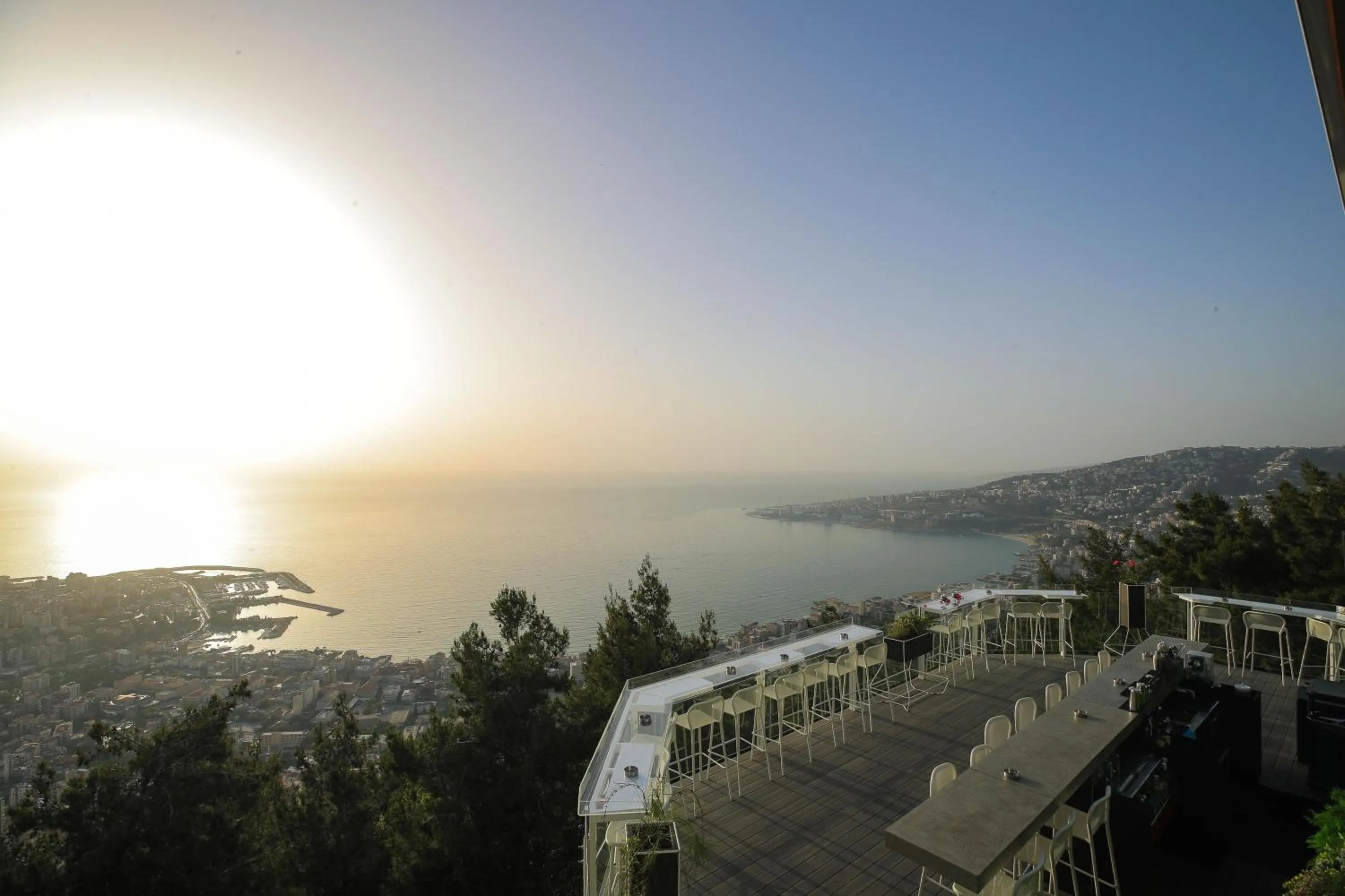 Restaurant/places to eat in Bay Lodge Boutique Hotel