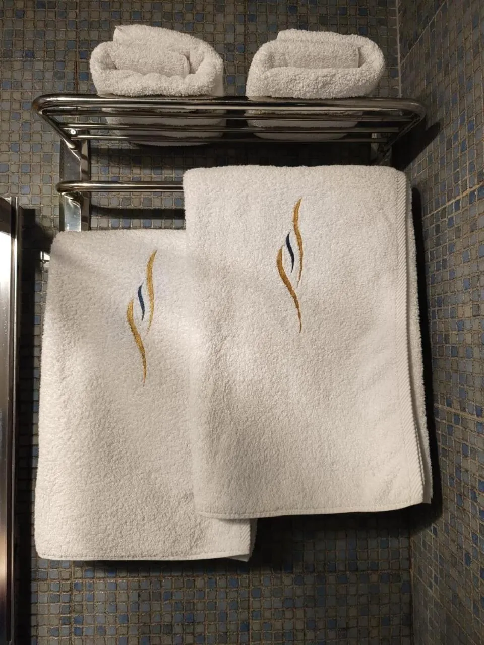 Bathroom, Bed in Bay Lodge Boutique Hotel