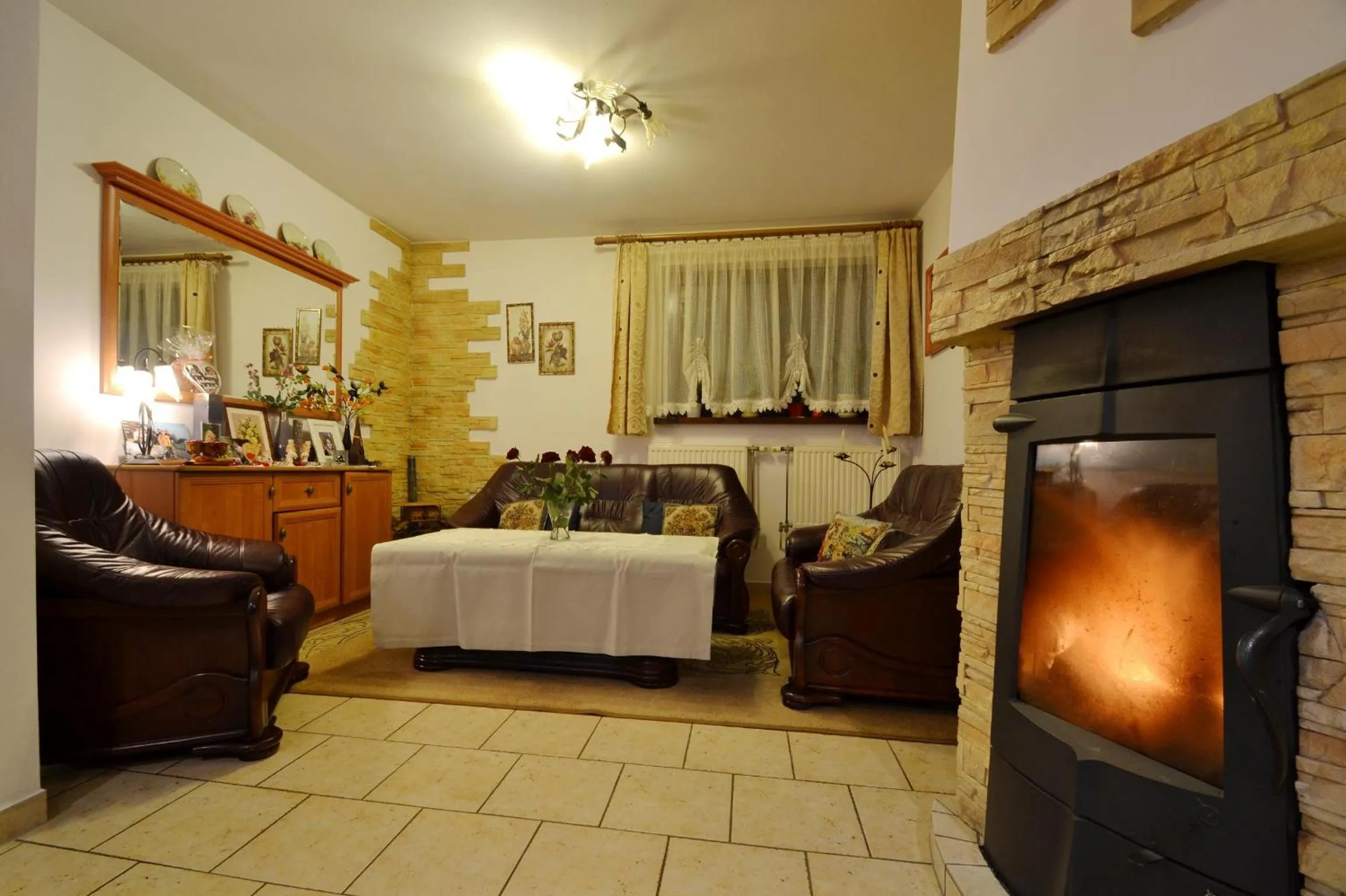 Communal lounge/ TV room, Bed in Chata pod Jemiołą