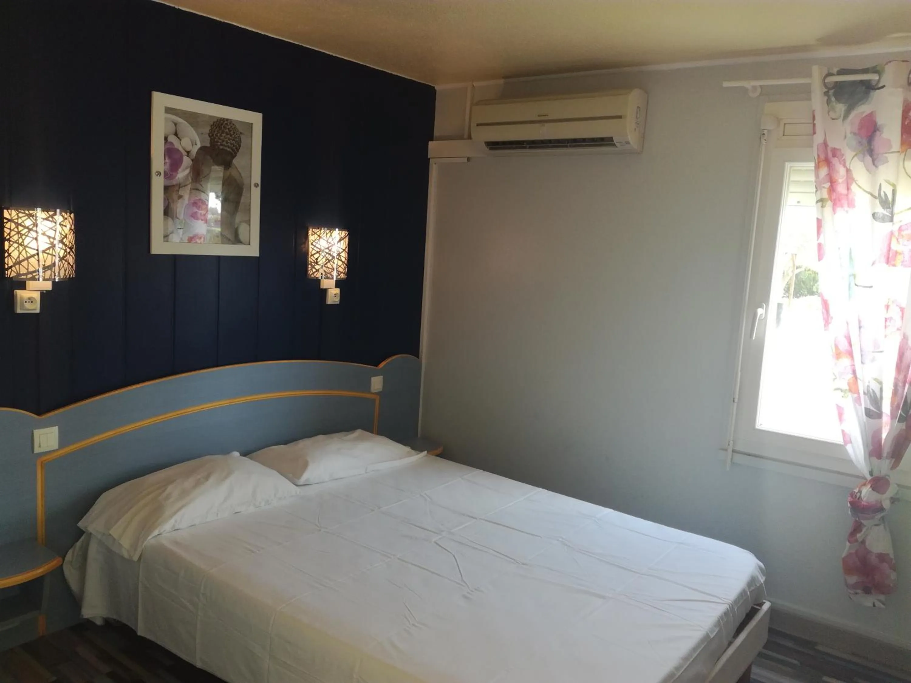 Bedroom, Bed in Fasthotel Montpellier Baillargues