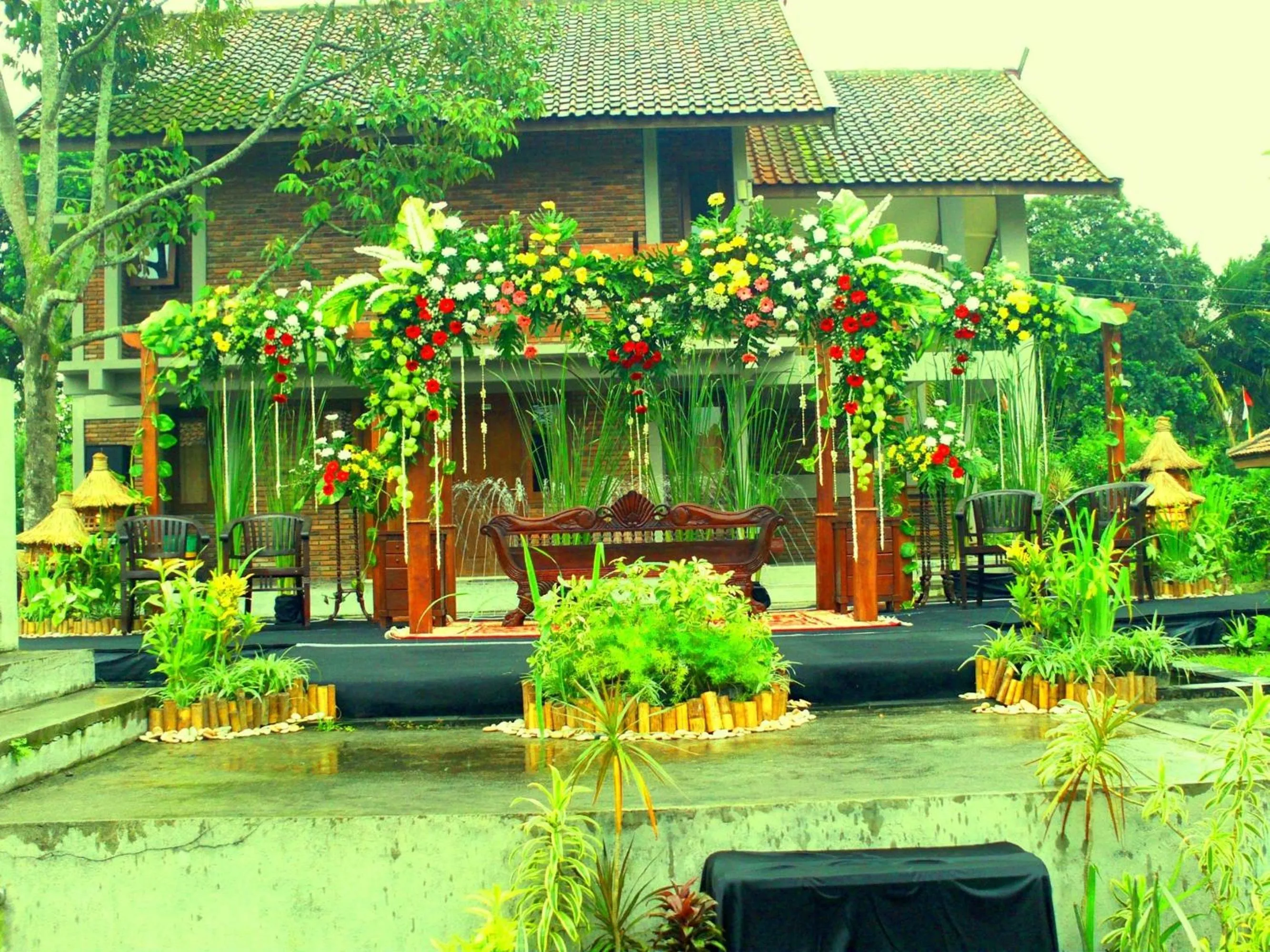 Property building in Disaster Oasis