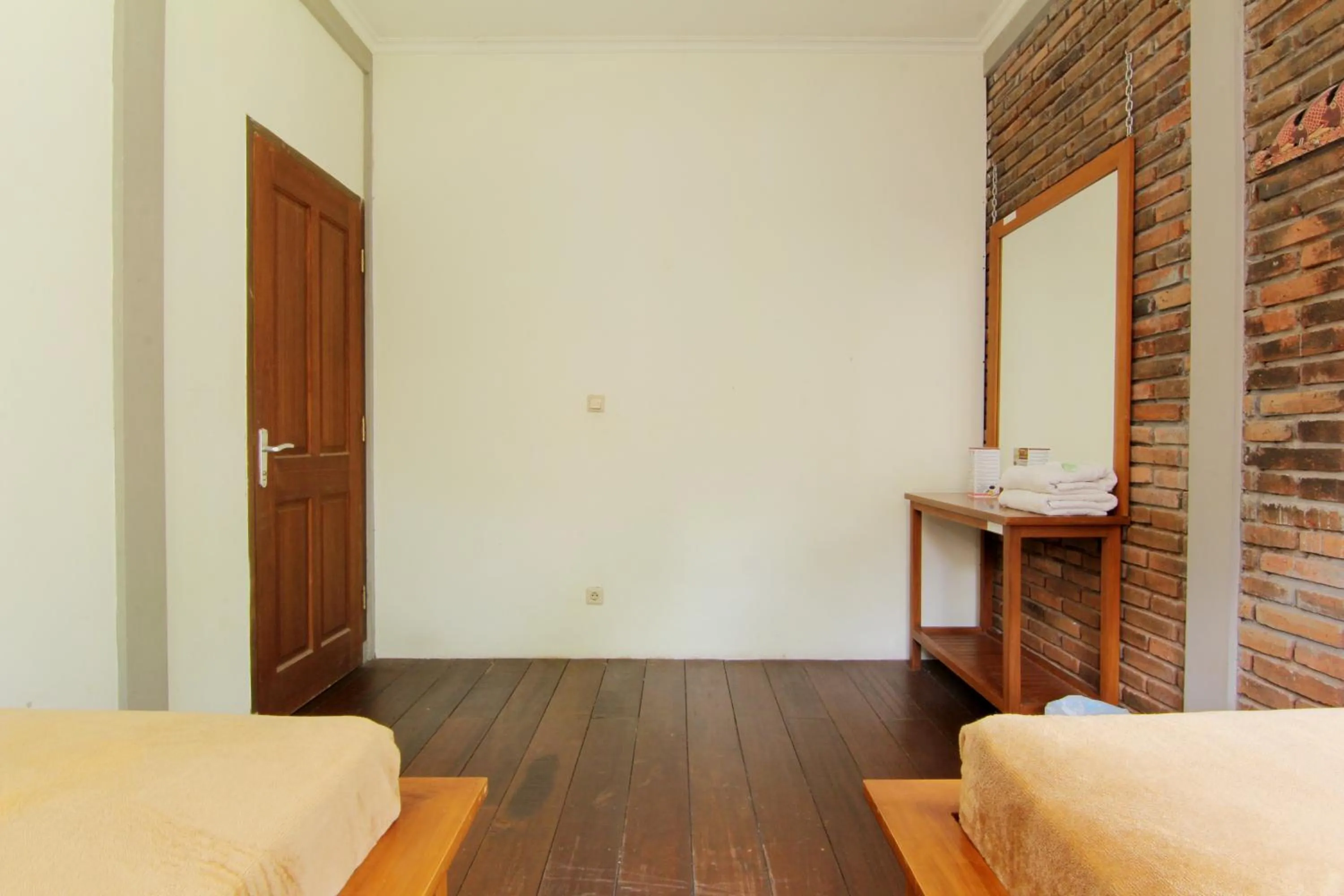 Bedroom, Bed in Disaster Oasis