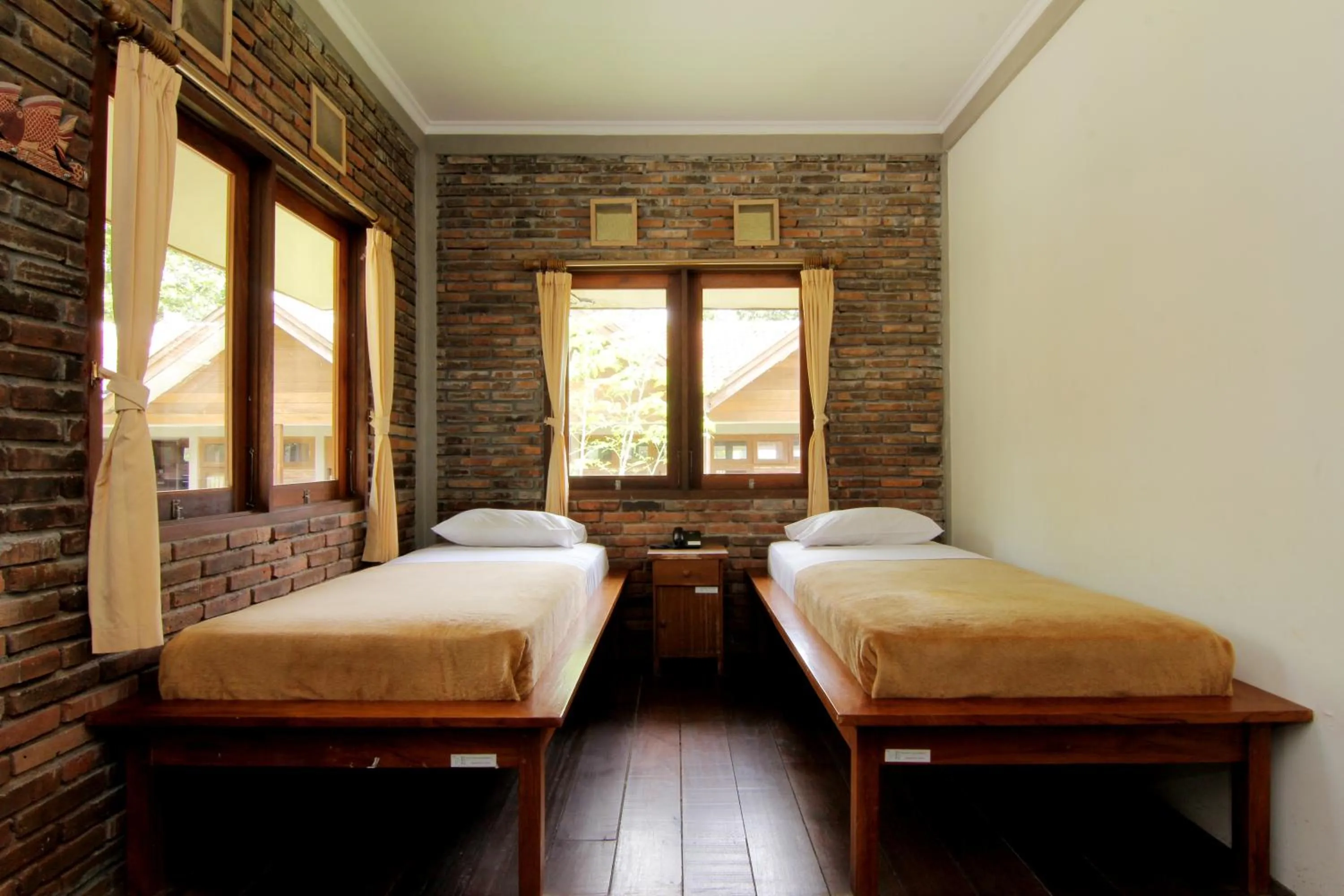 Bedroom, Bed in Disaster Oasis