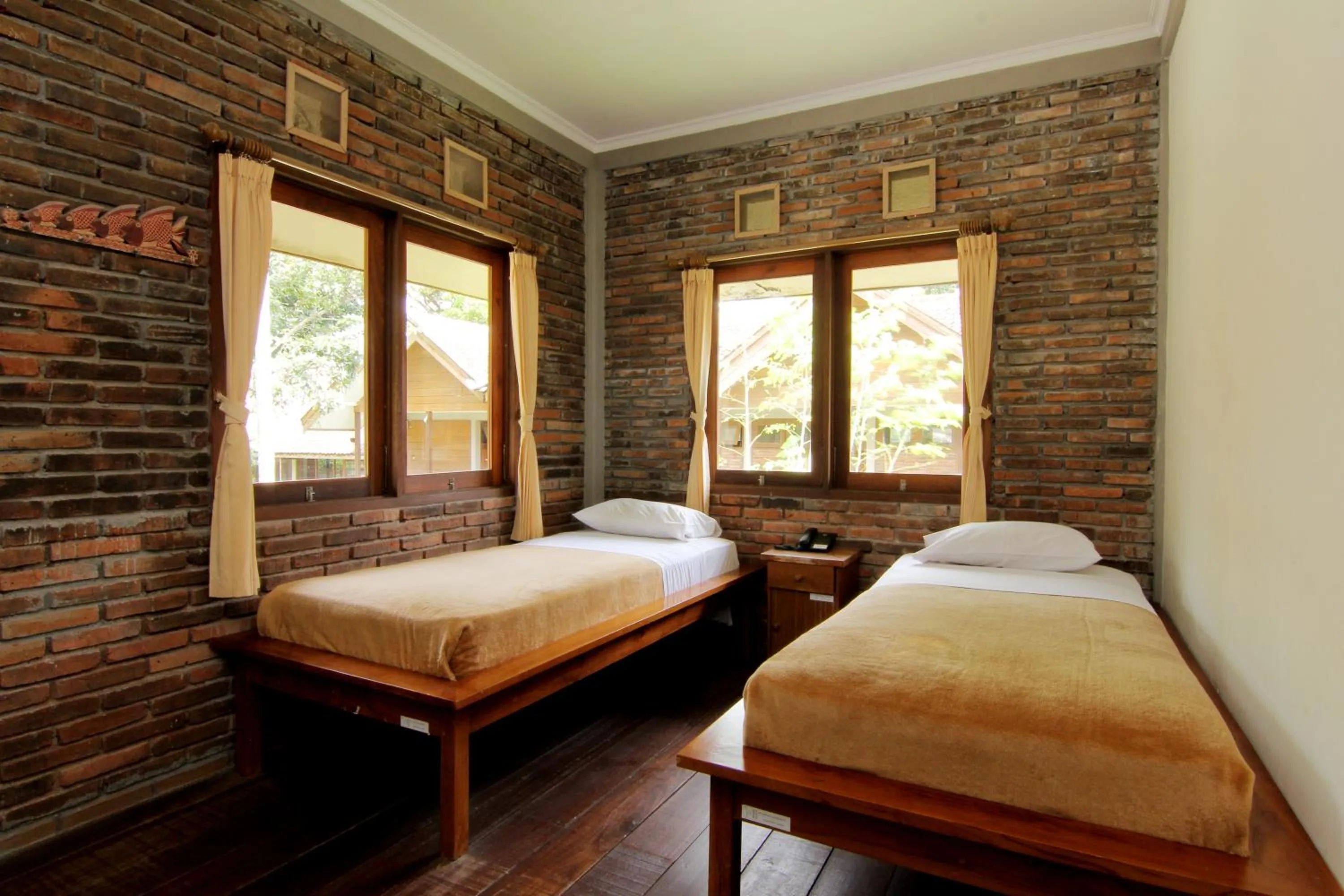 Bedroom, Bed in Disaster Oasis