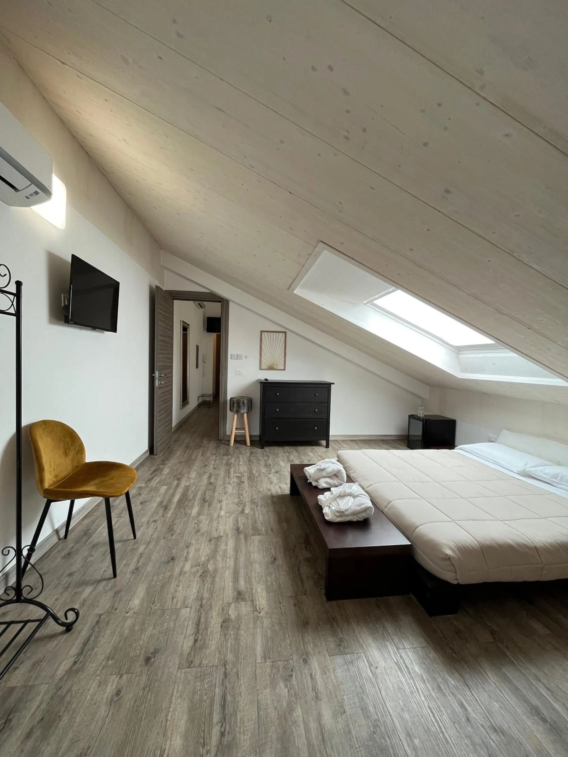 Bedroom, Bed in Villa Liliana