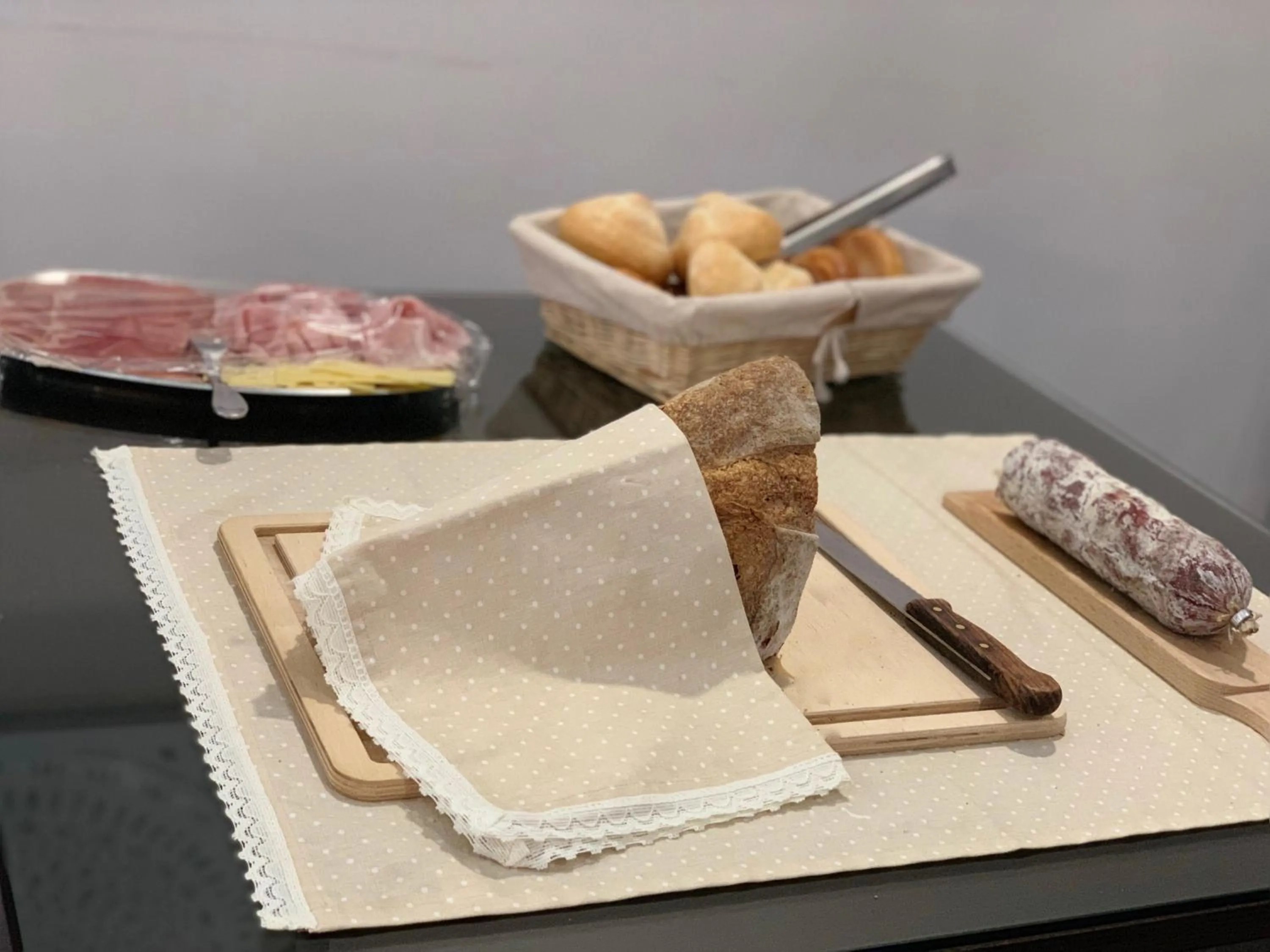 Italian breakfast in Villa Liliana