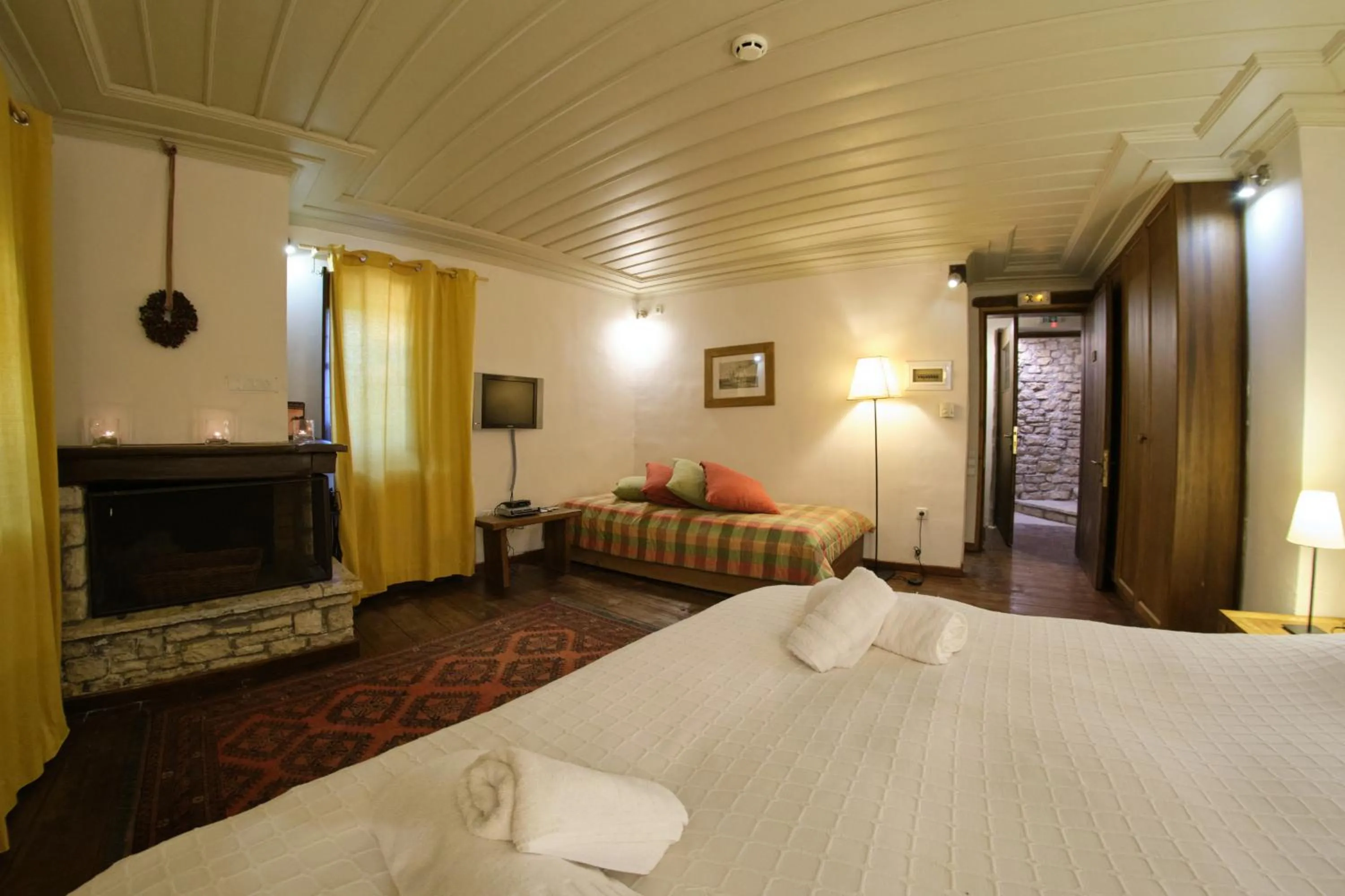 Bed in Arhontiko Aristis