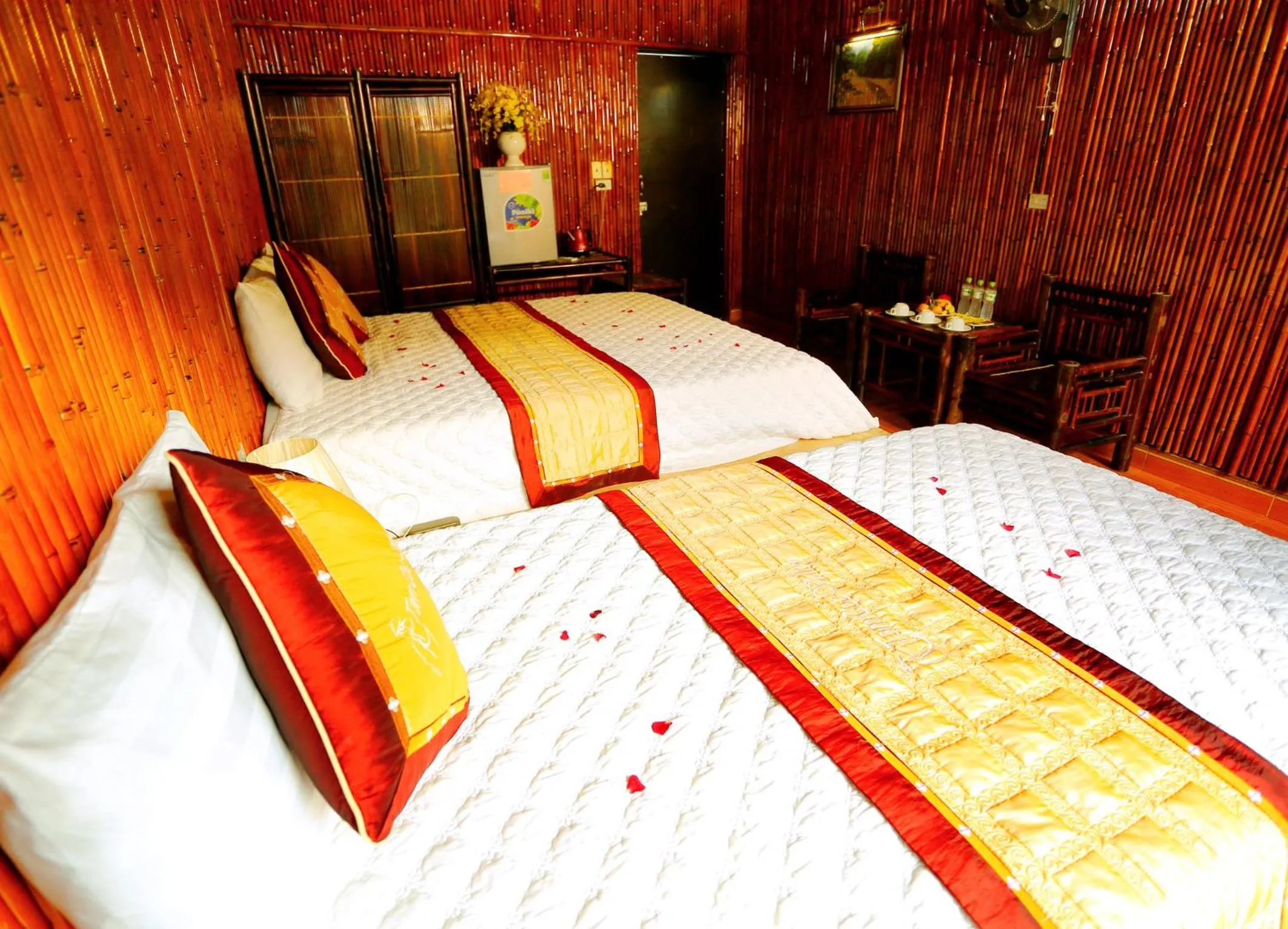 Bed in Tam Coc Valley Bung