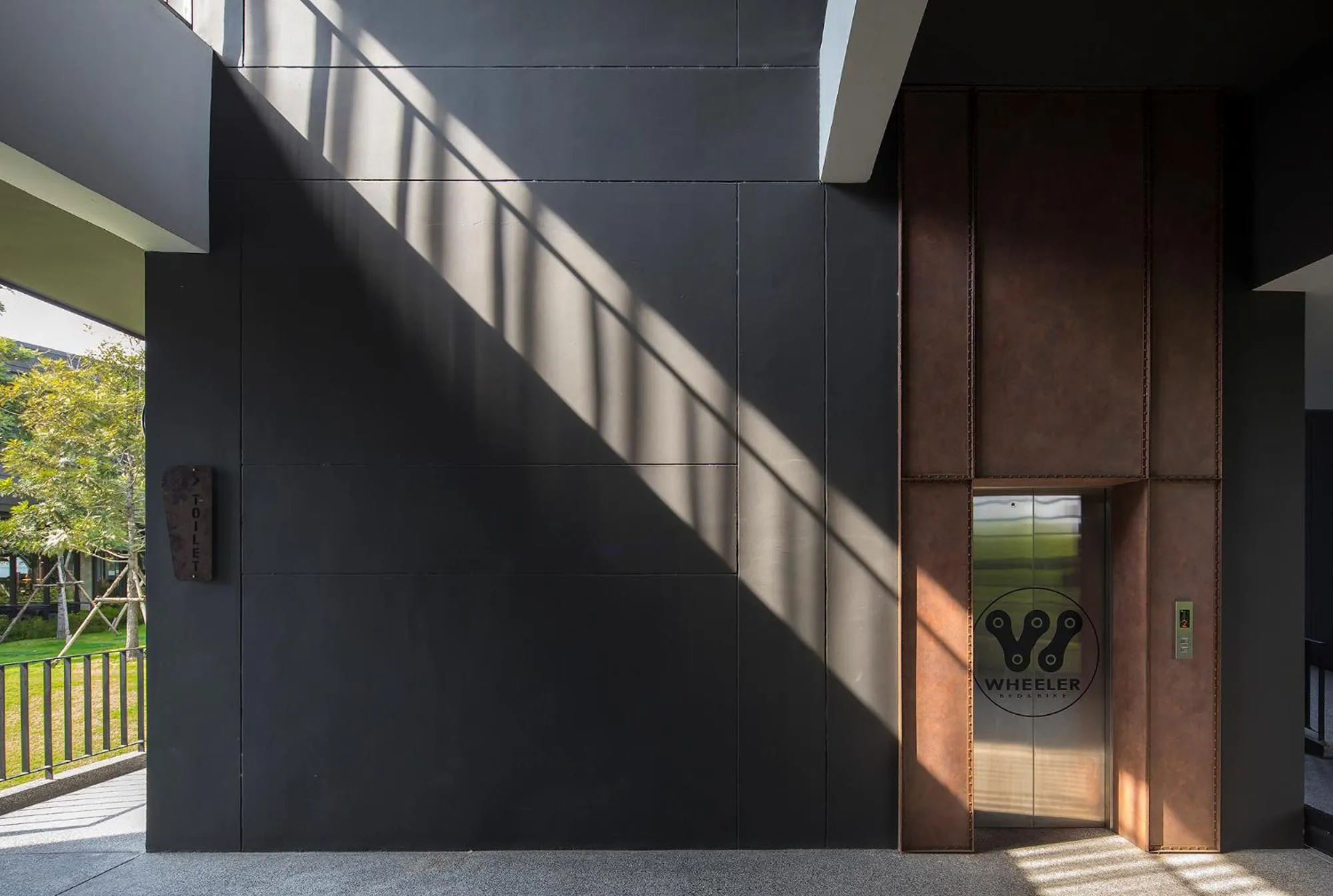 Property building in Wheeler Bed &Bike