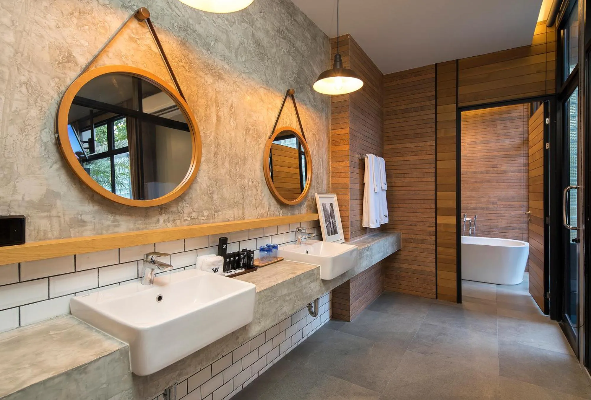 Bathroom in Wheeler Bed &Bike