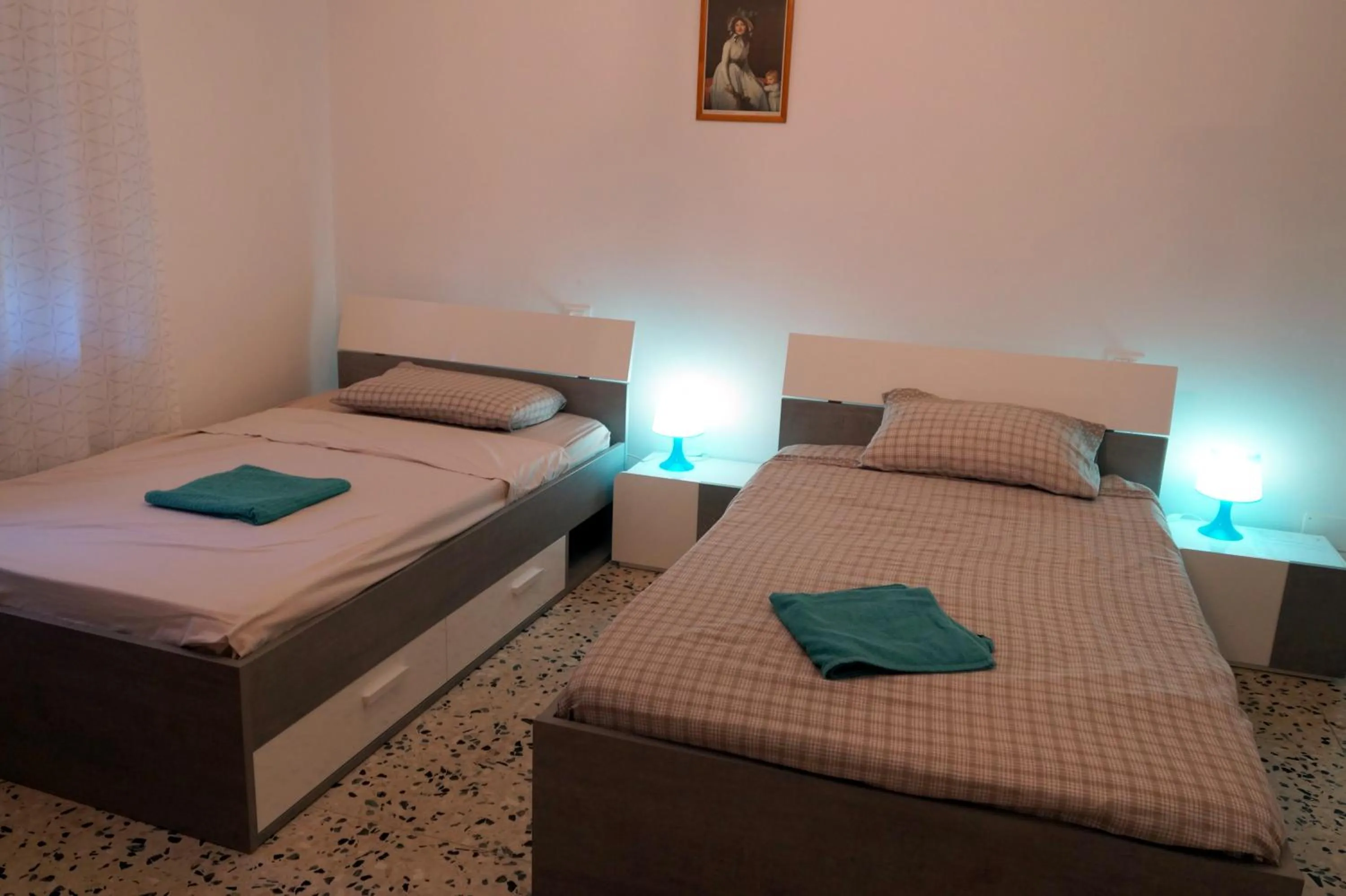 Bedroom, Bed in NOEMI & JULIENNE