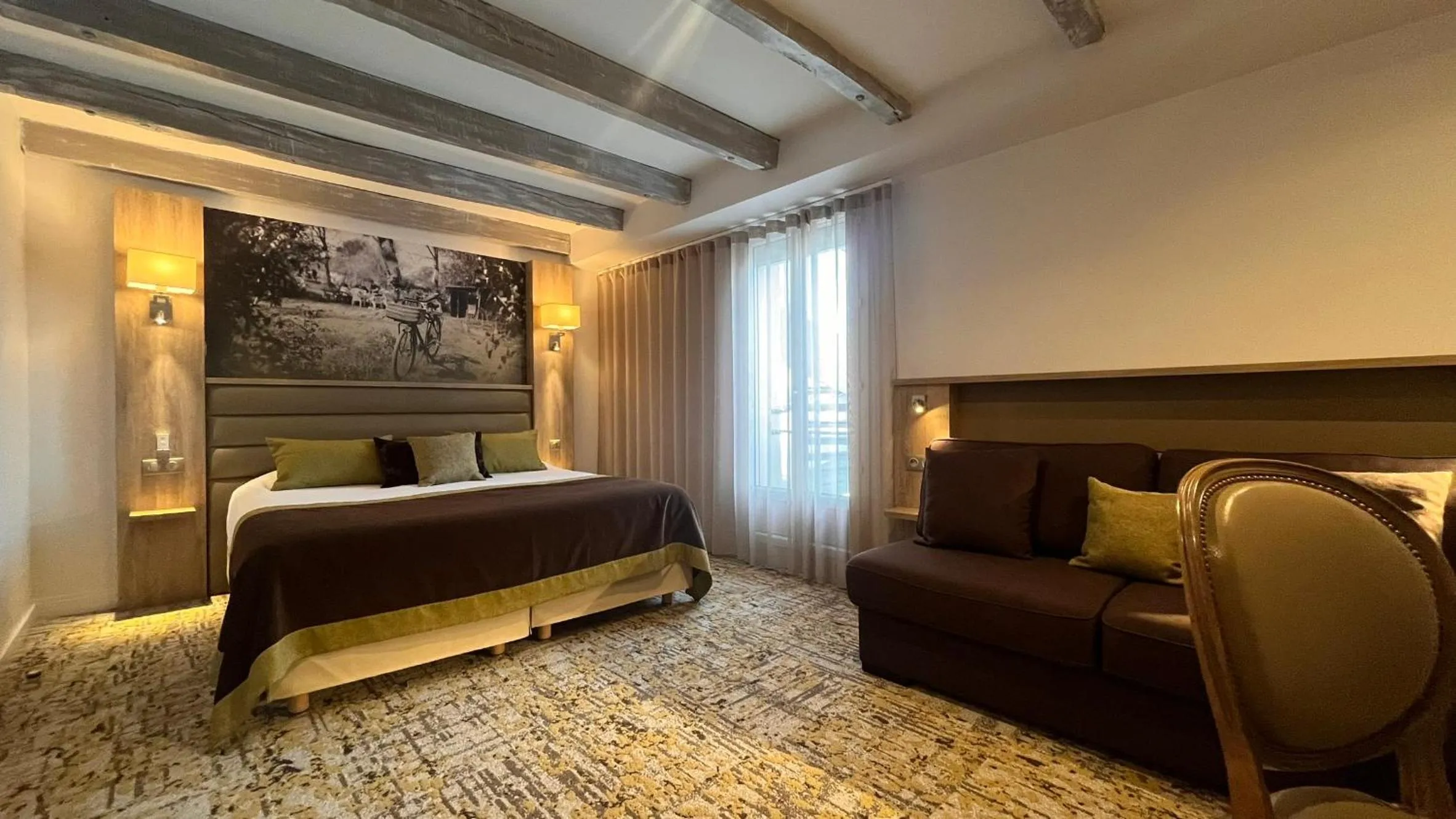 Bed in Logis - Le Christina